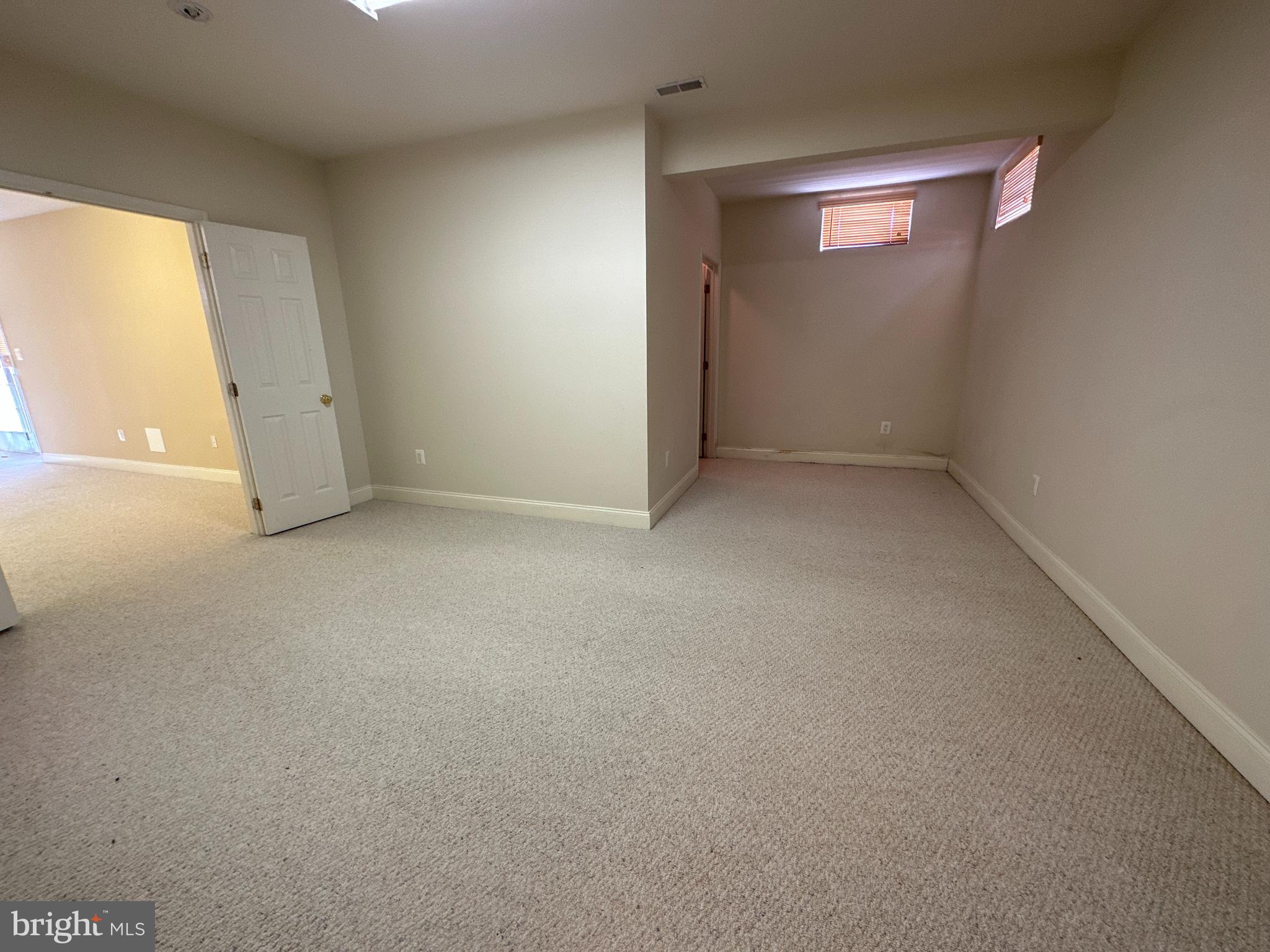 HOYLES MILL VILLAGE - Residential Lease