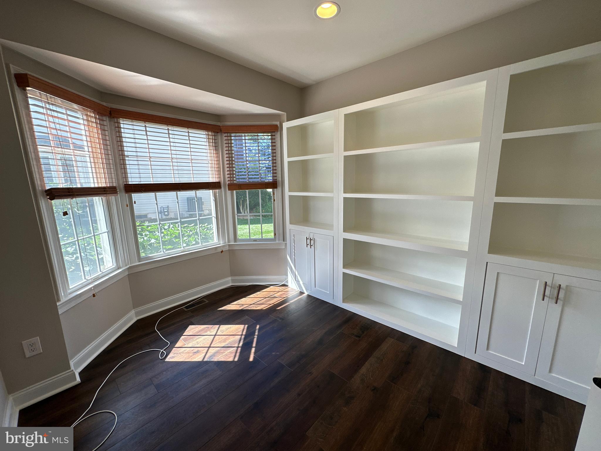 HOYLES MILL VILLAGE - Residential Lease