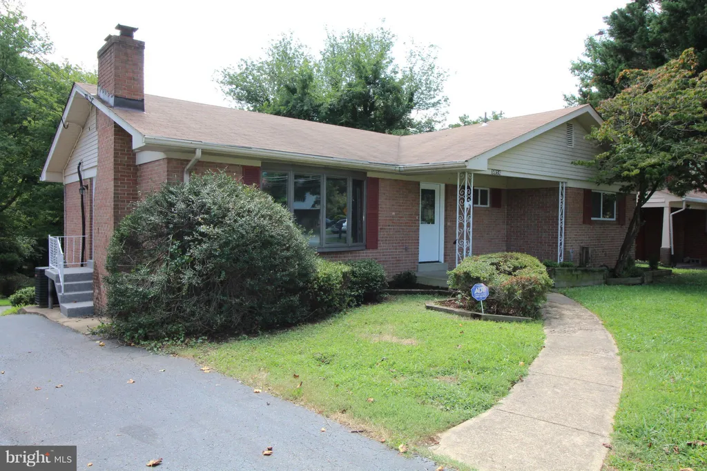 5814 Center Drive, Temple Hills, MD 20748