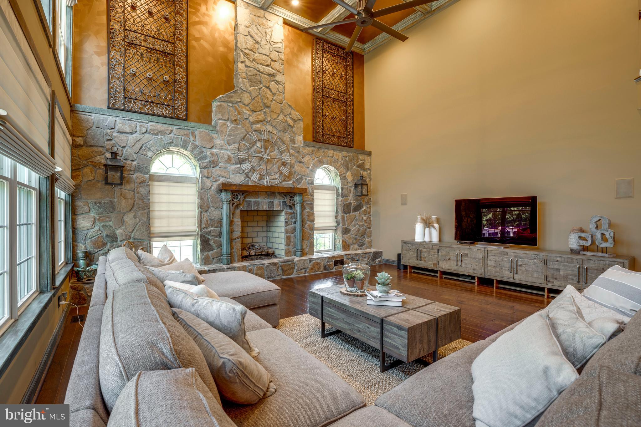 DOMINION VALLEY - Residential