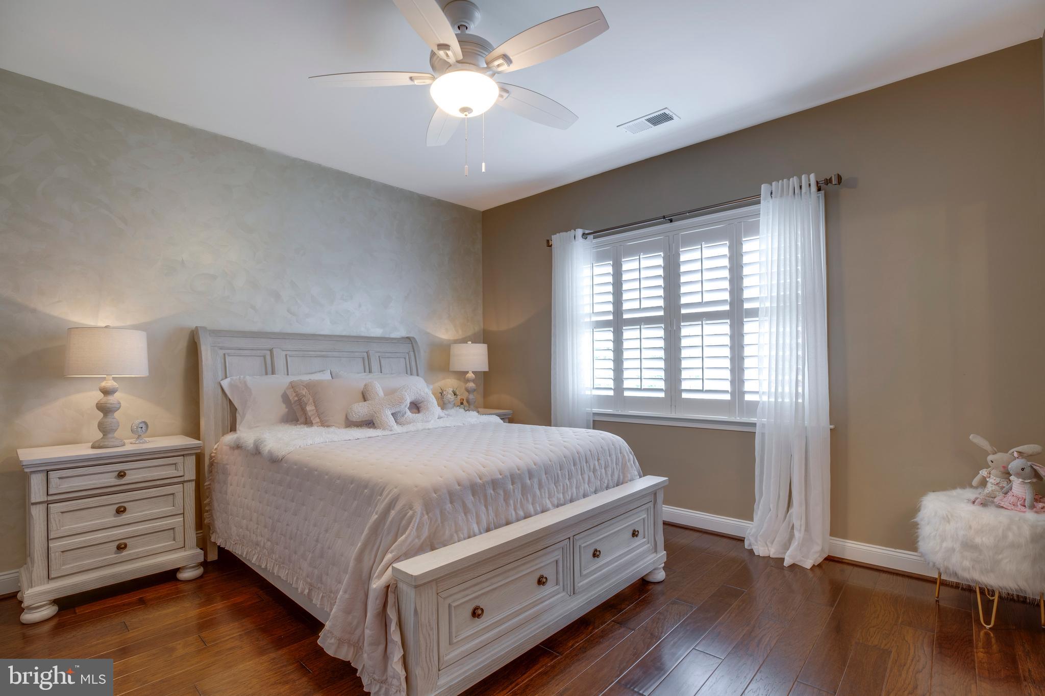 DOMINION VALLEY - Residential