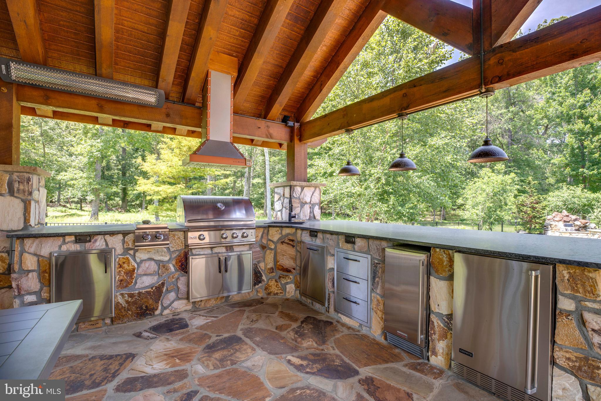 DOMINION VALLEY - Residential