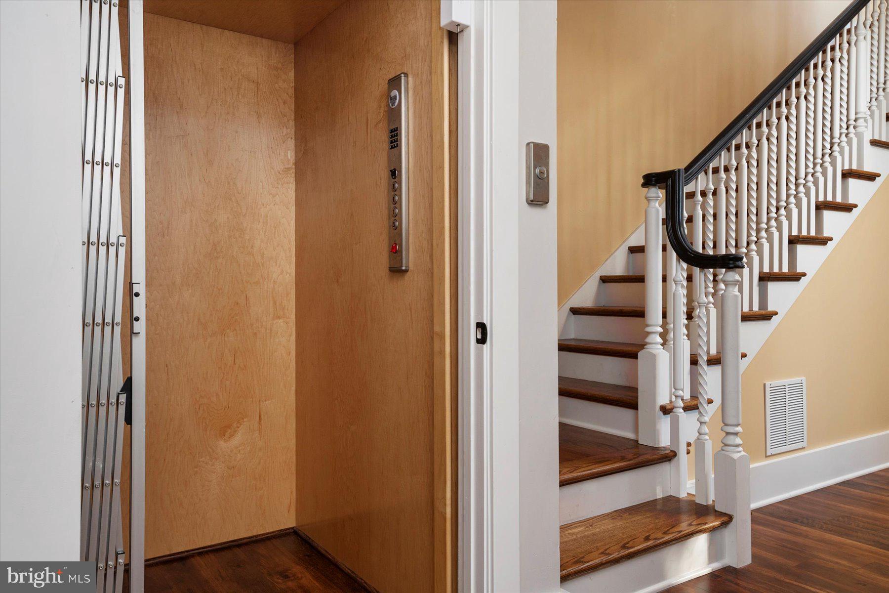 TURKEY POINT - Residential