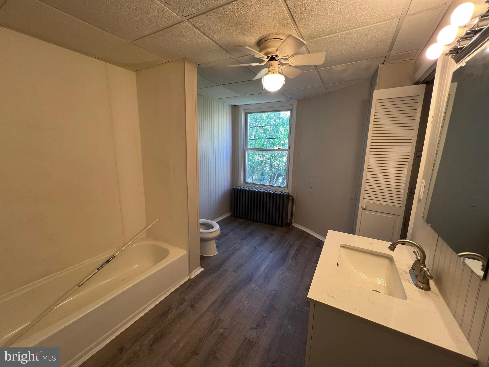 Gloucester City, New Jersey 08030, United States, 3 Bedrooms Bedrooms, ,2 BathroomsBathrooms,Residential,Active,118367