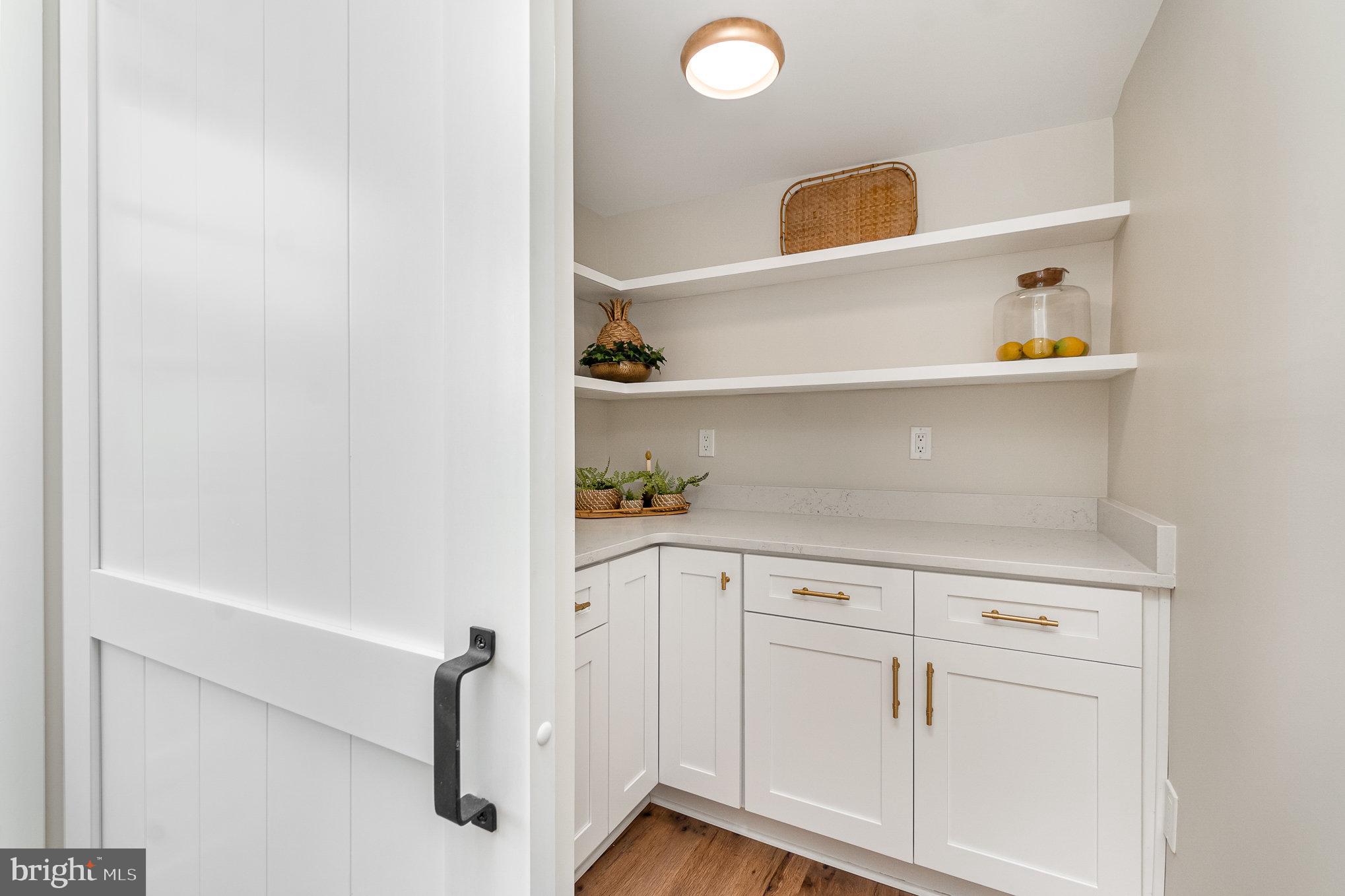 FOREST HILL - Residential