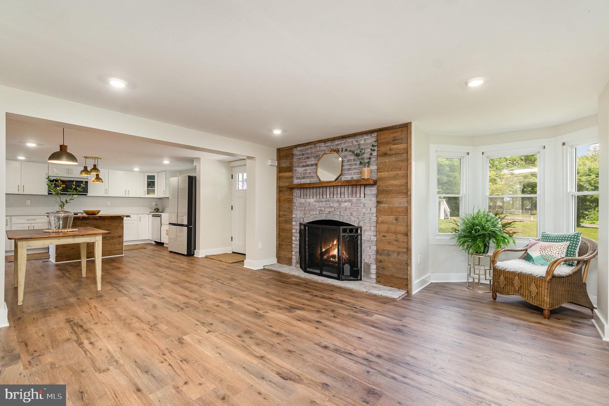 FOREST HILL - Residential