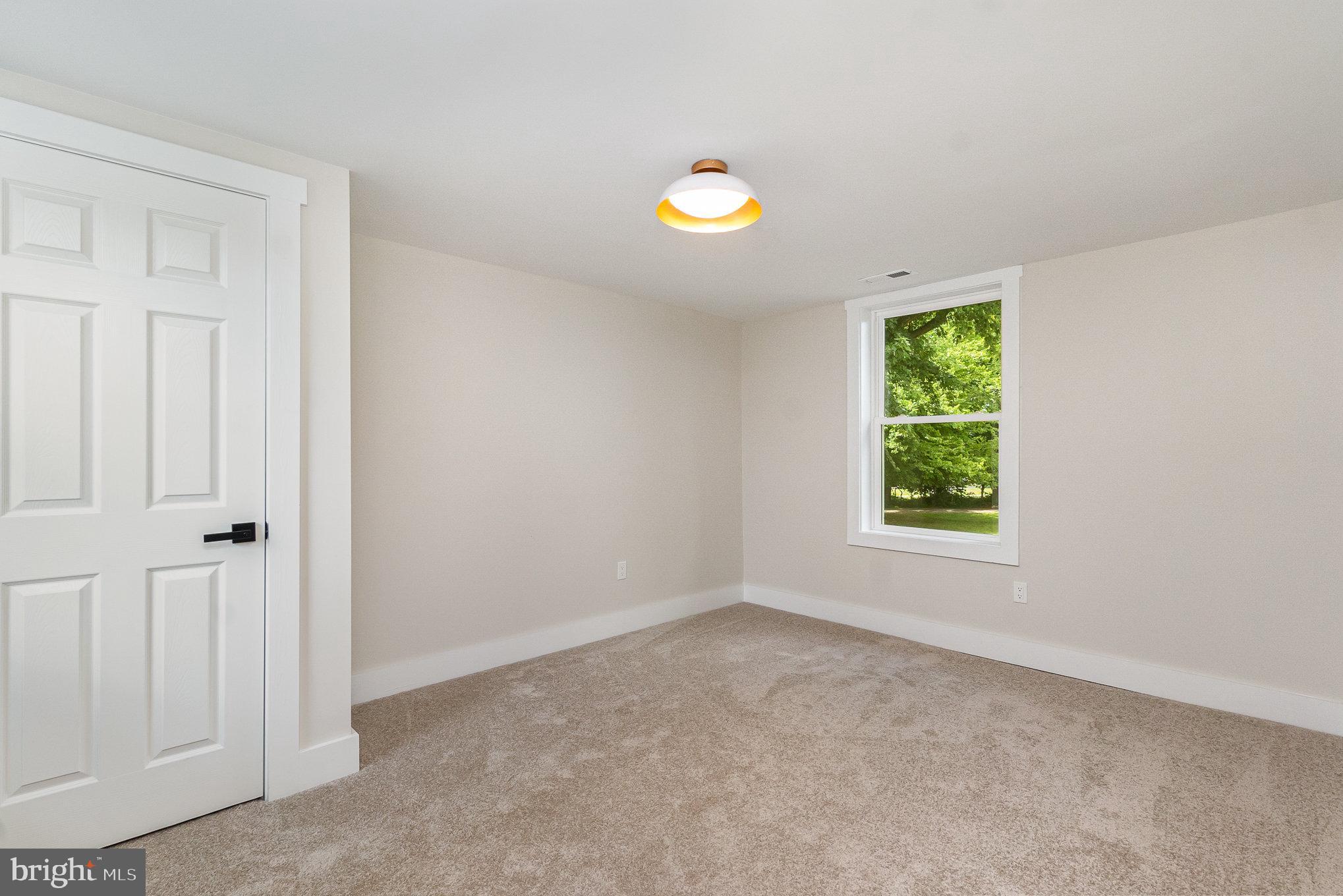 FOREST HILL - Residential