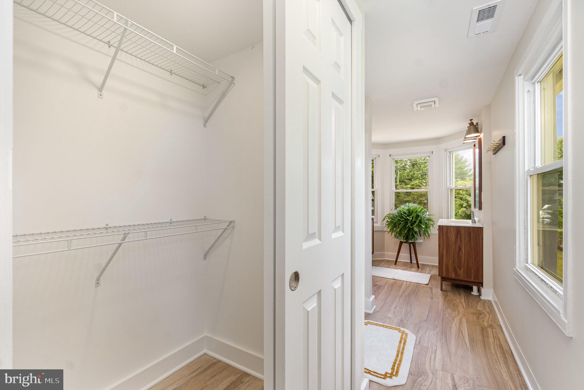 FOREST HILL - Residential