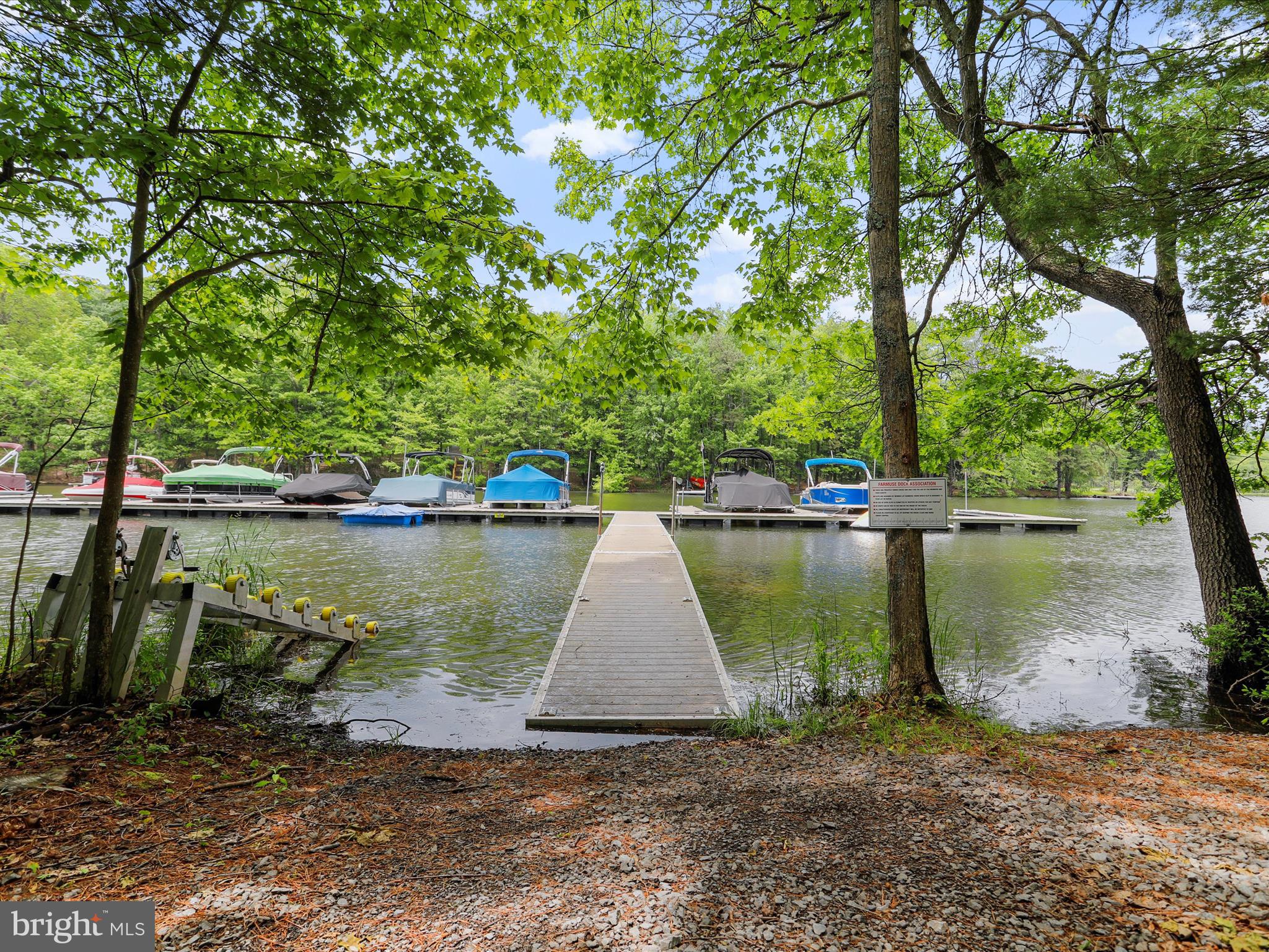DEEP CREEK LAKE - Residential