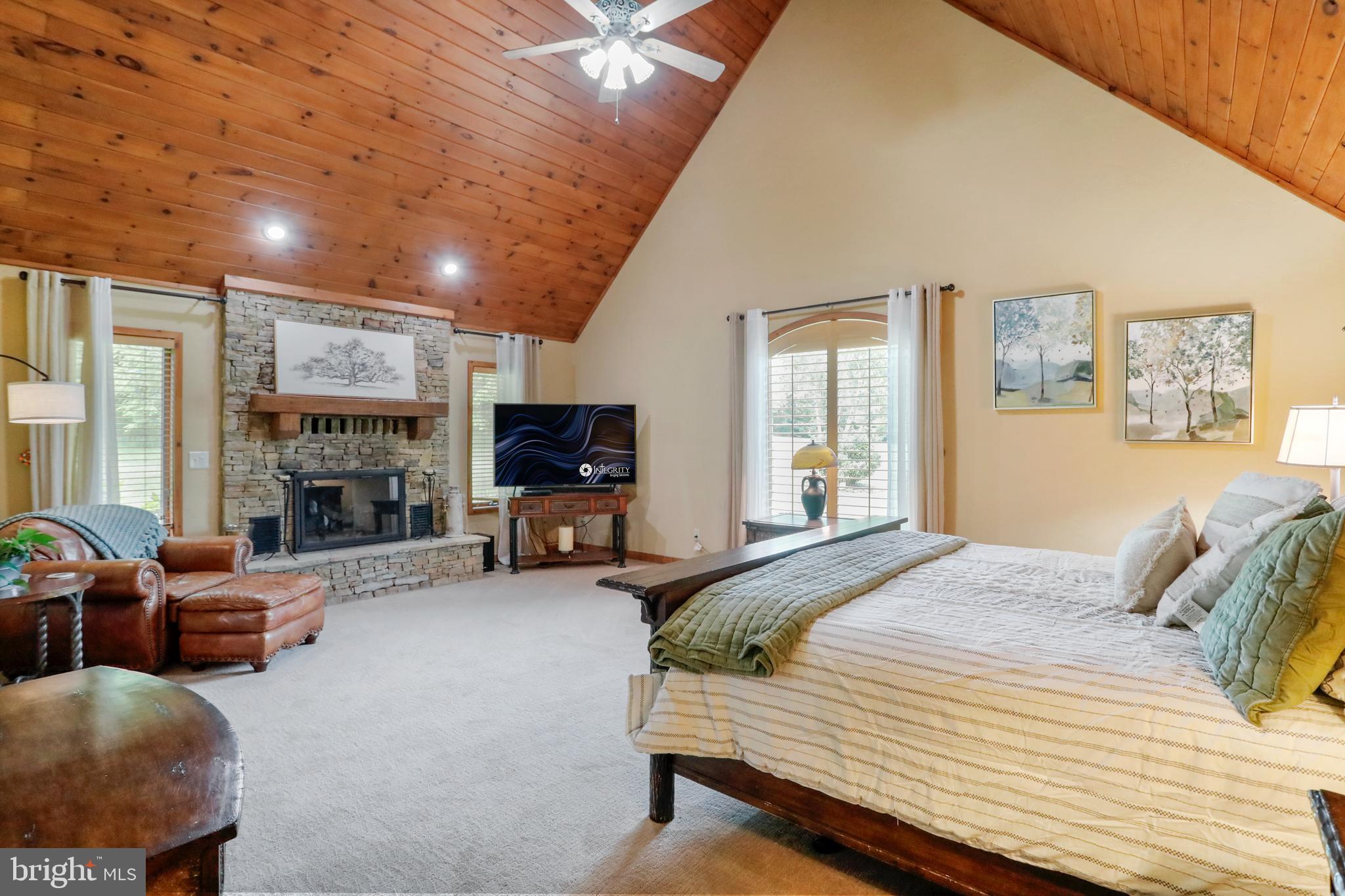 DEEP CREEK LAKE - Residential