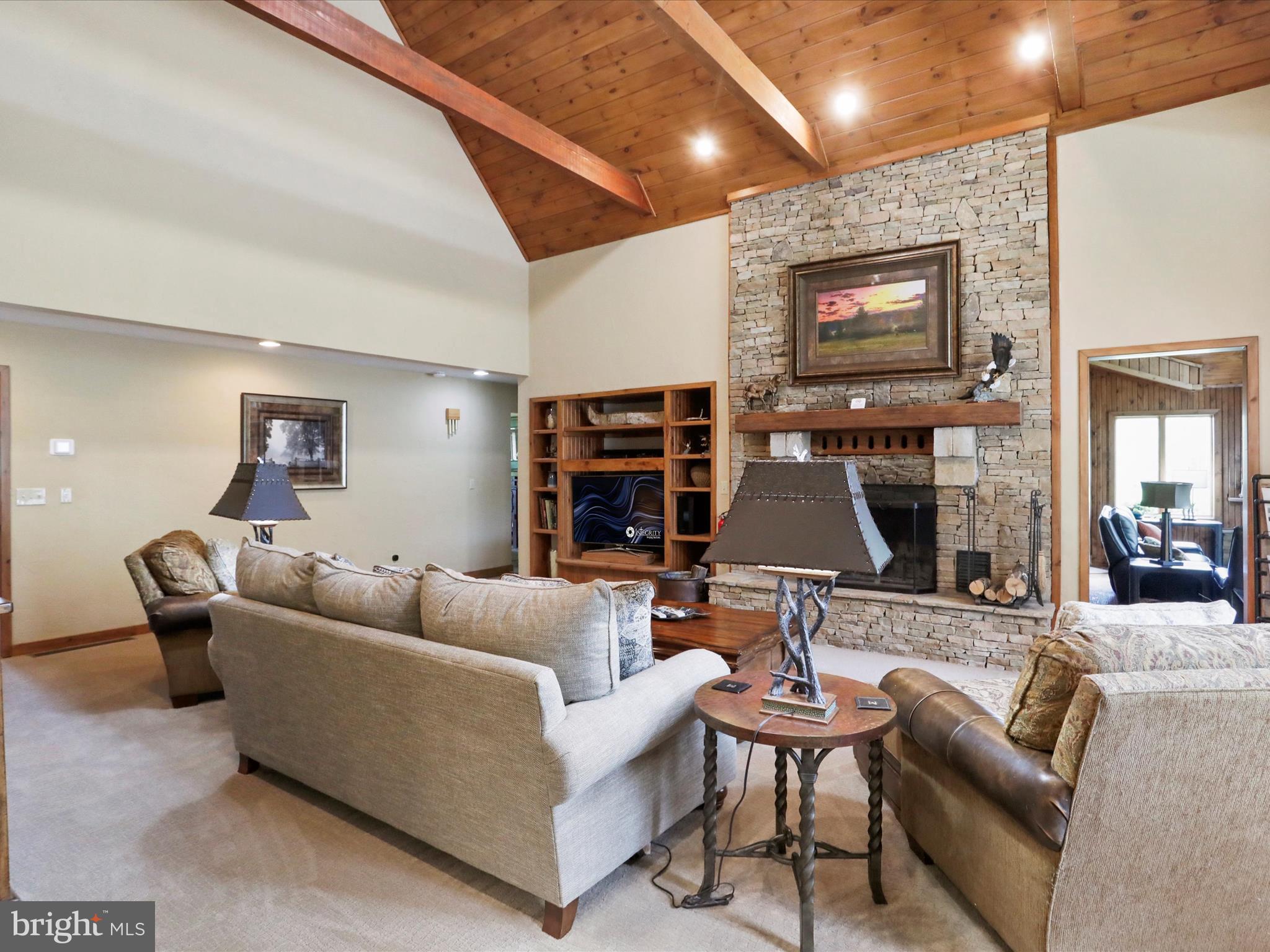 DEEP CREEK LAKE - Residential