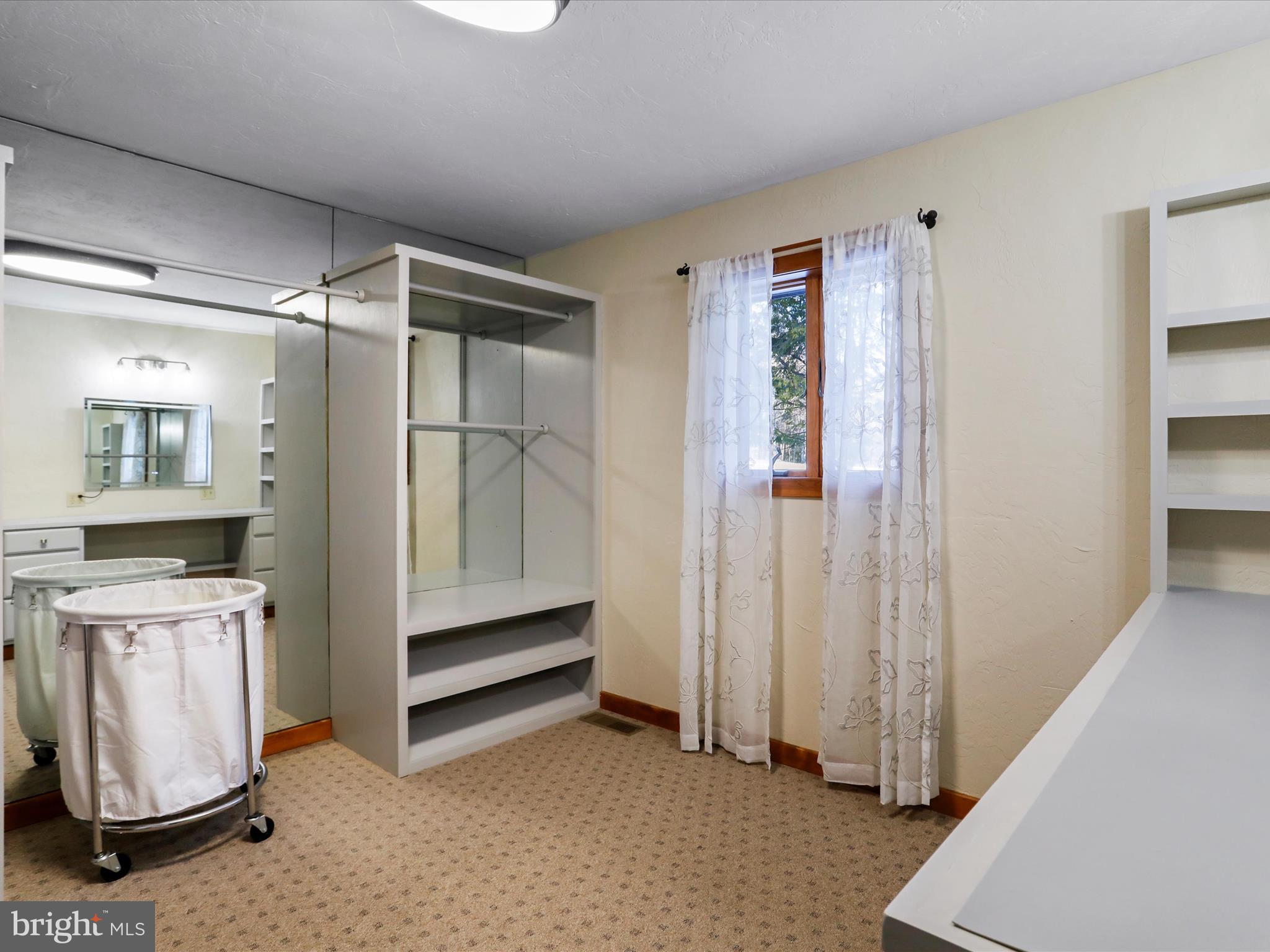 DEEP CREEK LAKE - Residential