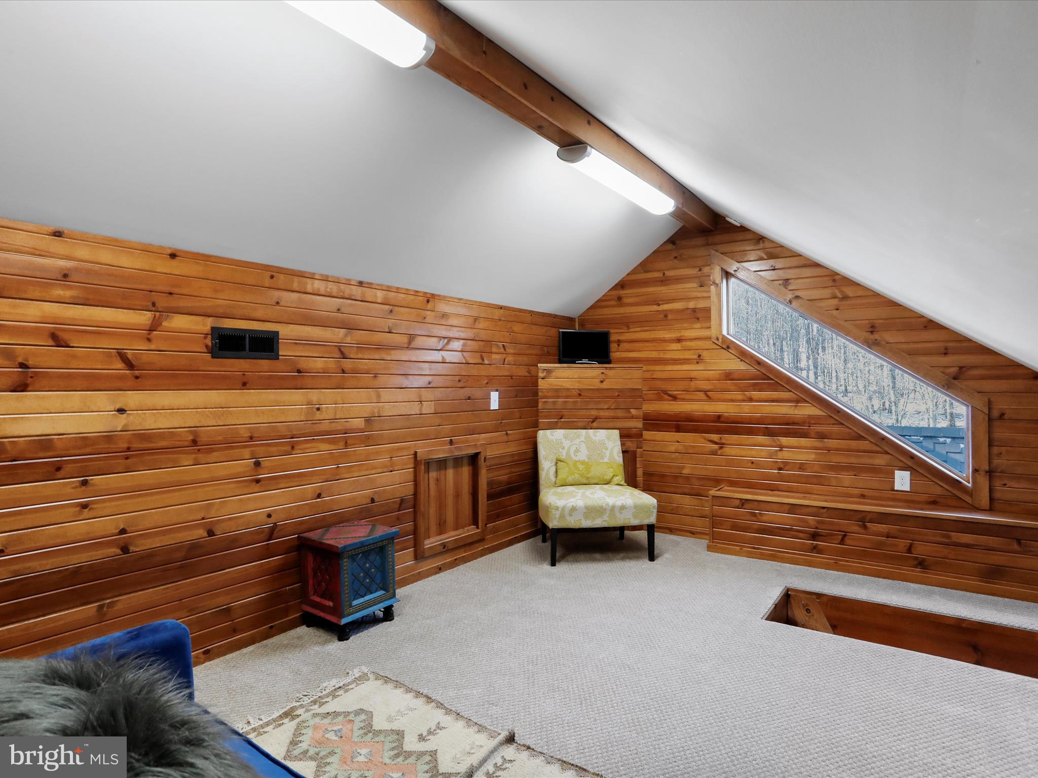 DEEP CREEK LAKE - Residential