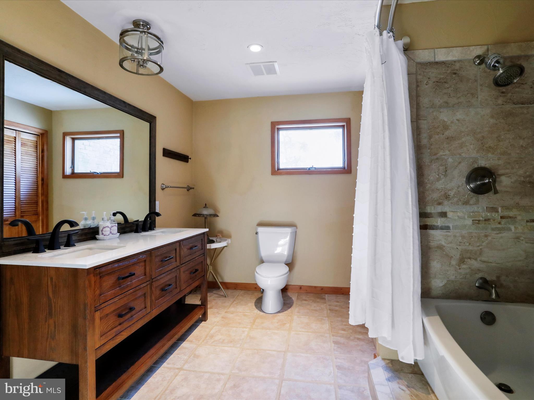 DEEP CREEK LAKE - Residential