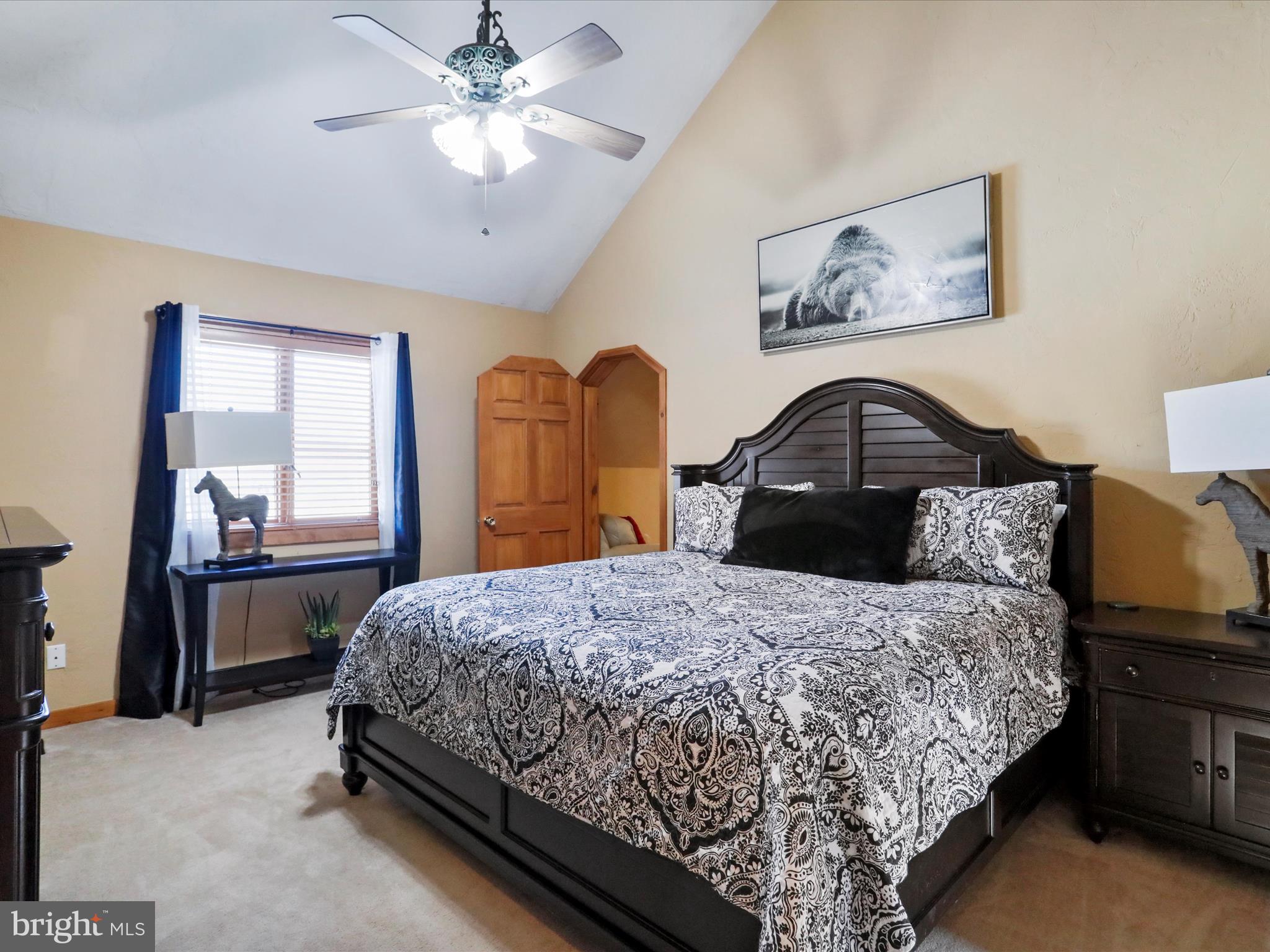 DEEP CREEK LAKE - Residential