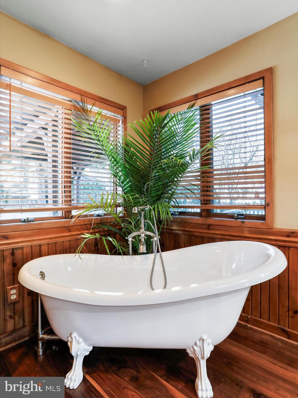 DEEP CREEK LAKE - Residential