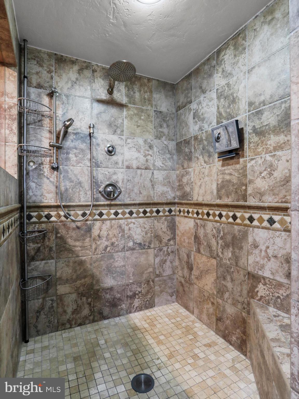 DEEP CREEK LAKE - Residential