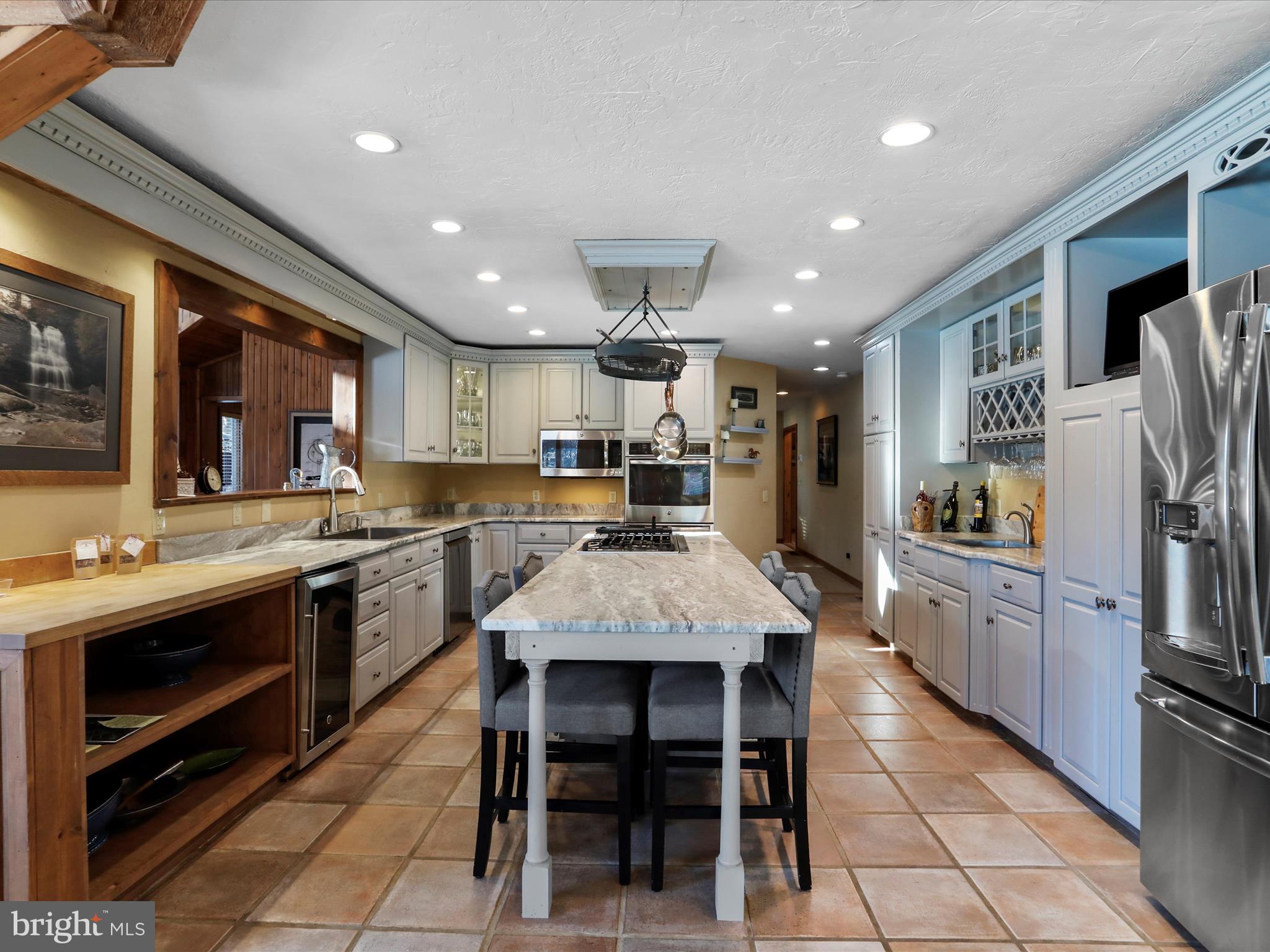 DEEP CREEK LAKE - Residential