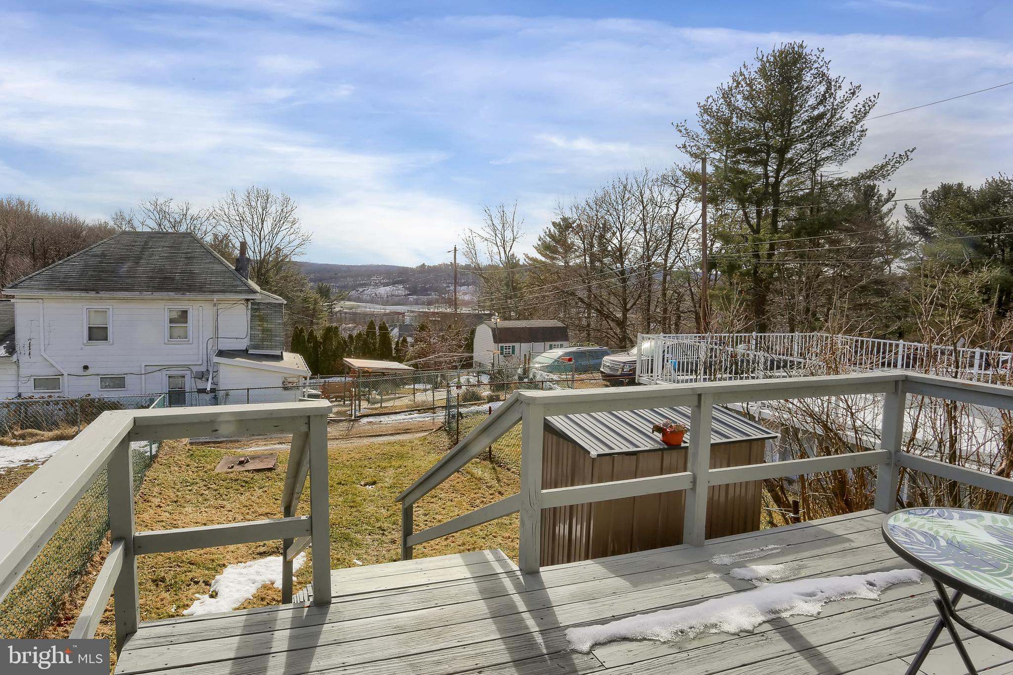 DIENERS HILL - Residential