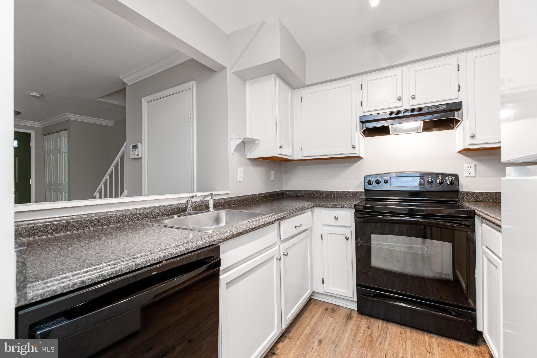 STONINGTON          PH 1 - Residential