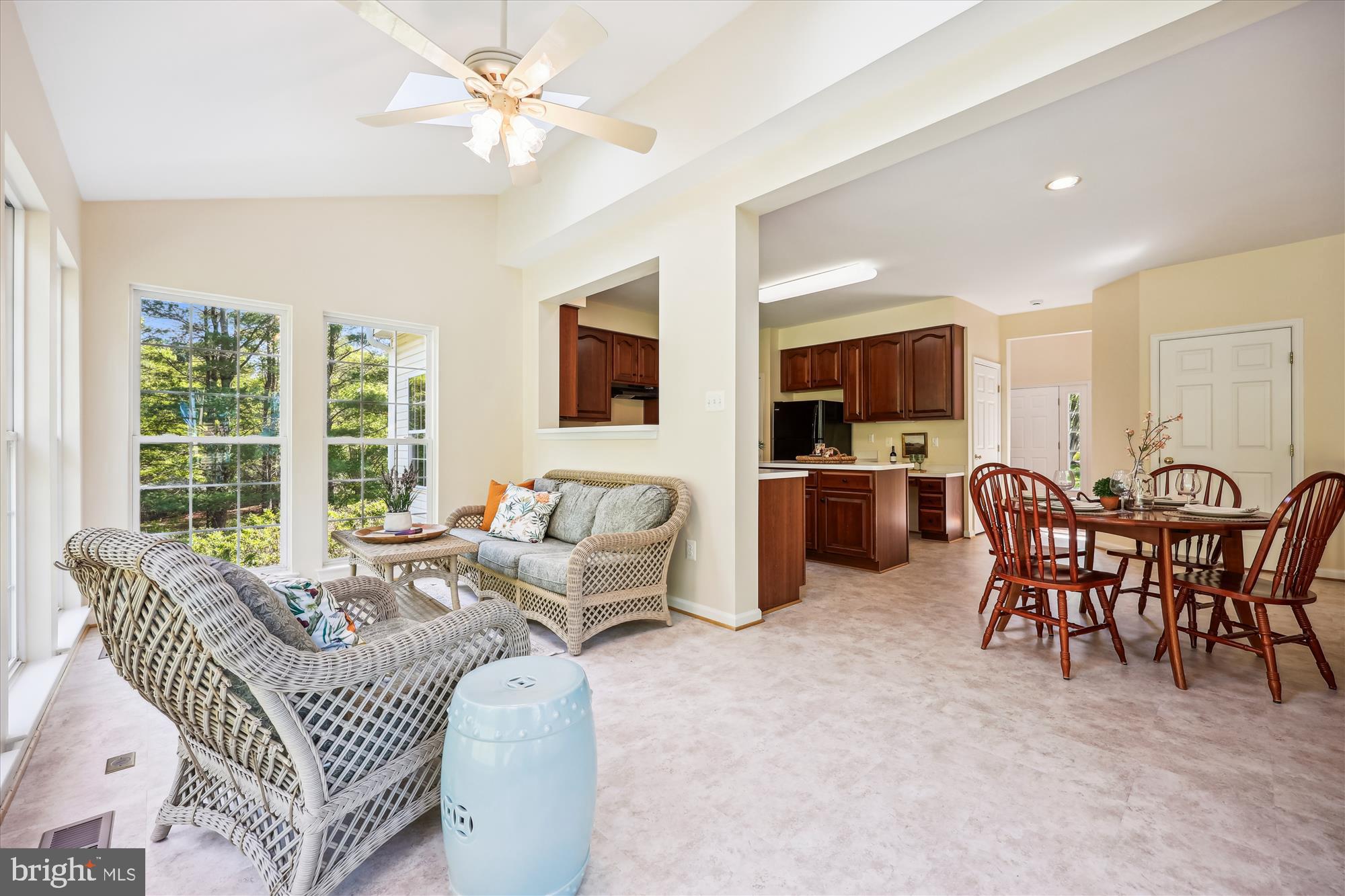 KINGS BRIDGE - Residential