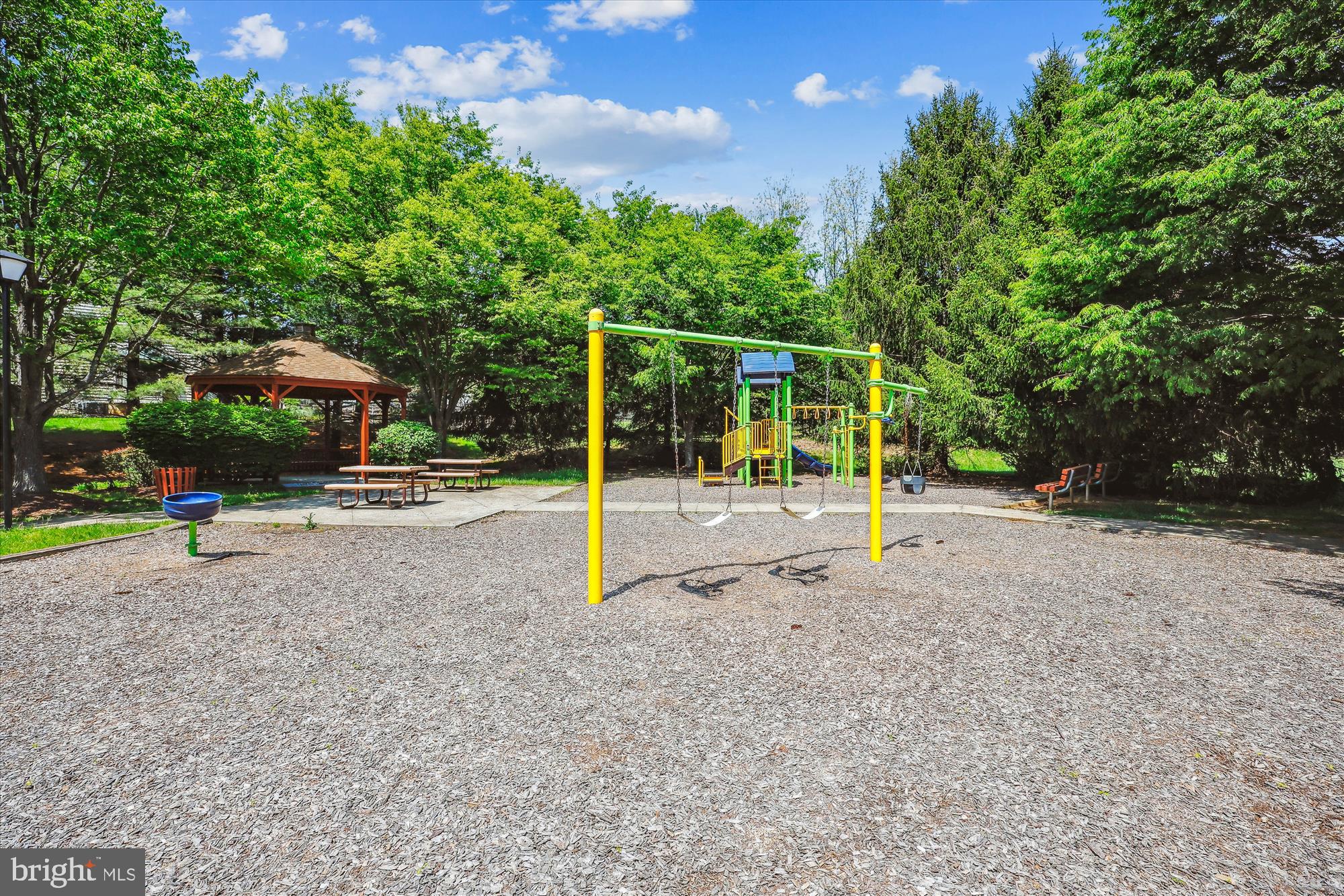 KINGS BRIDGE - Residential