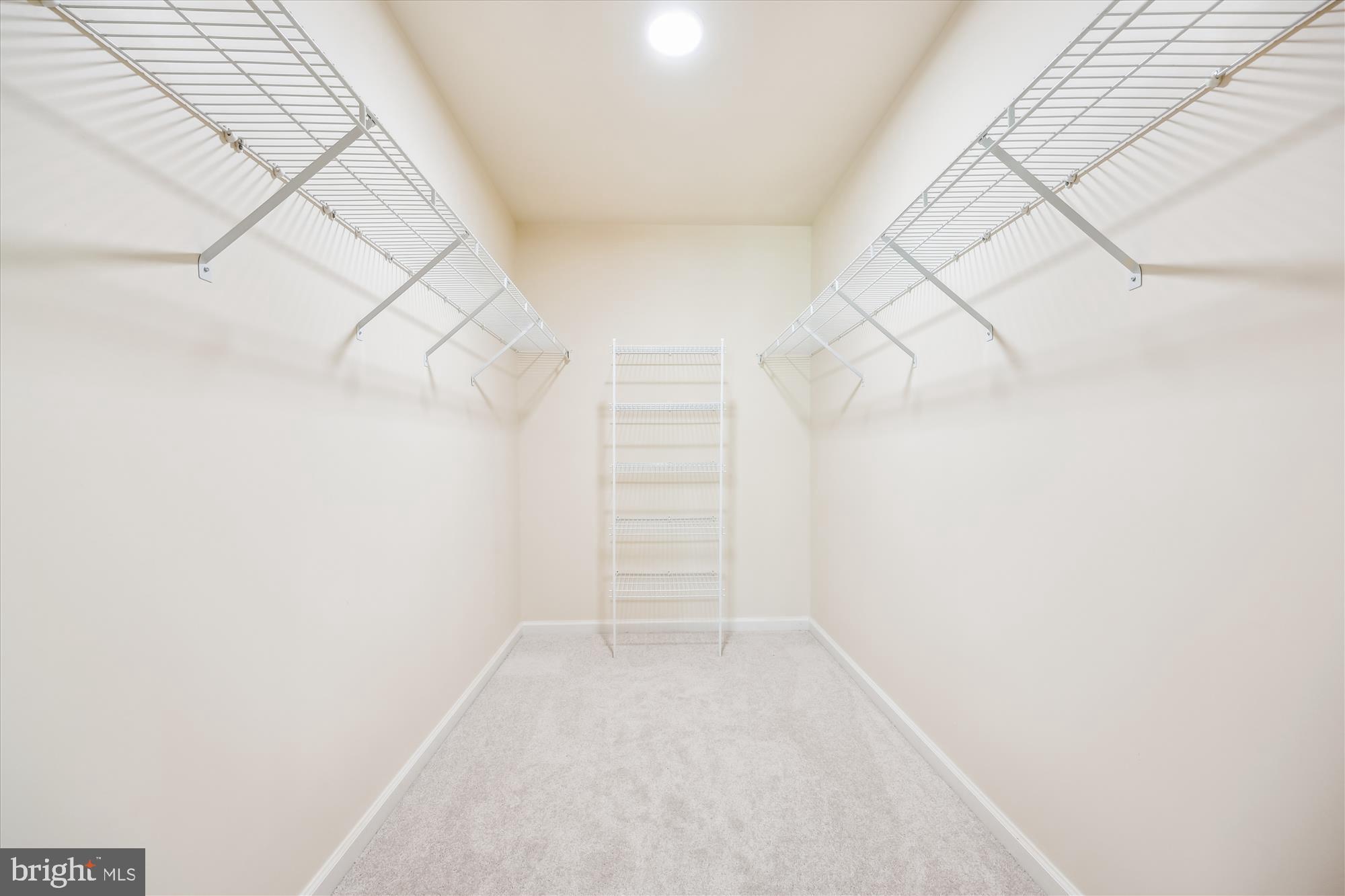 KINGS BRIDGE - Residential