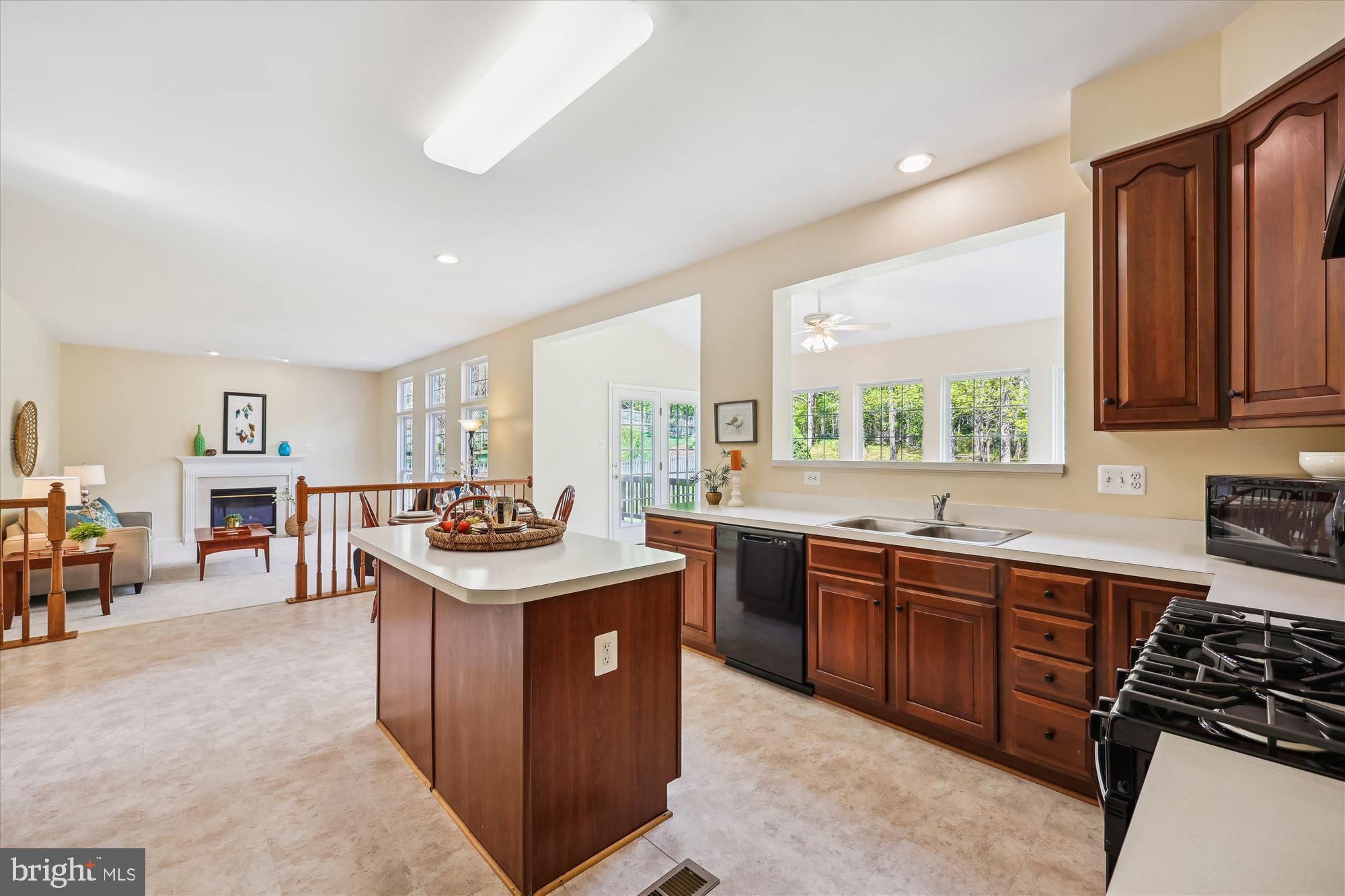 KINGS BRIDGE - Residential