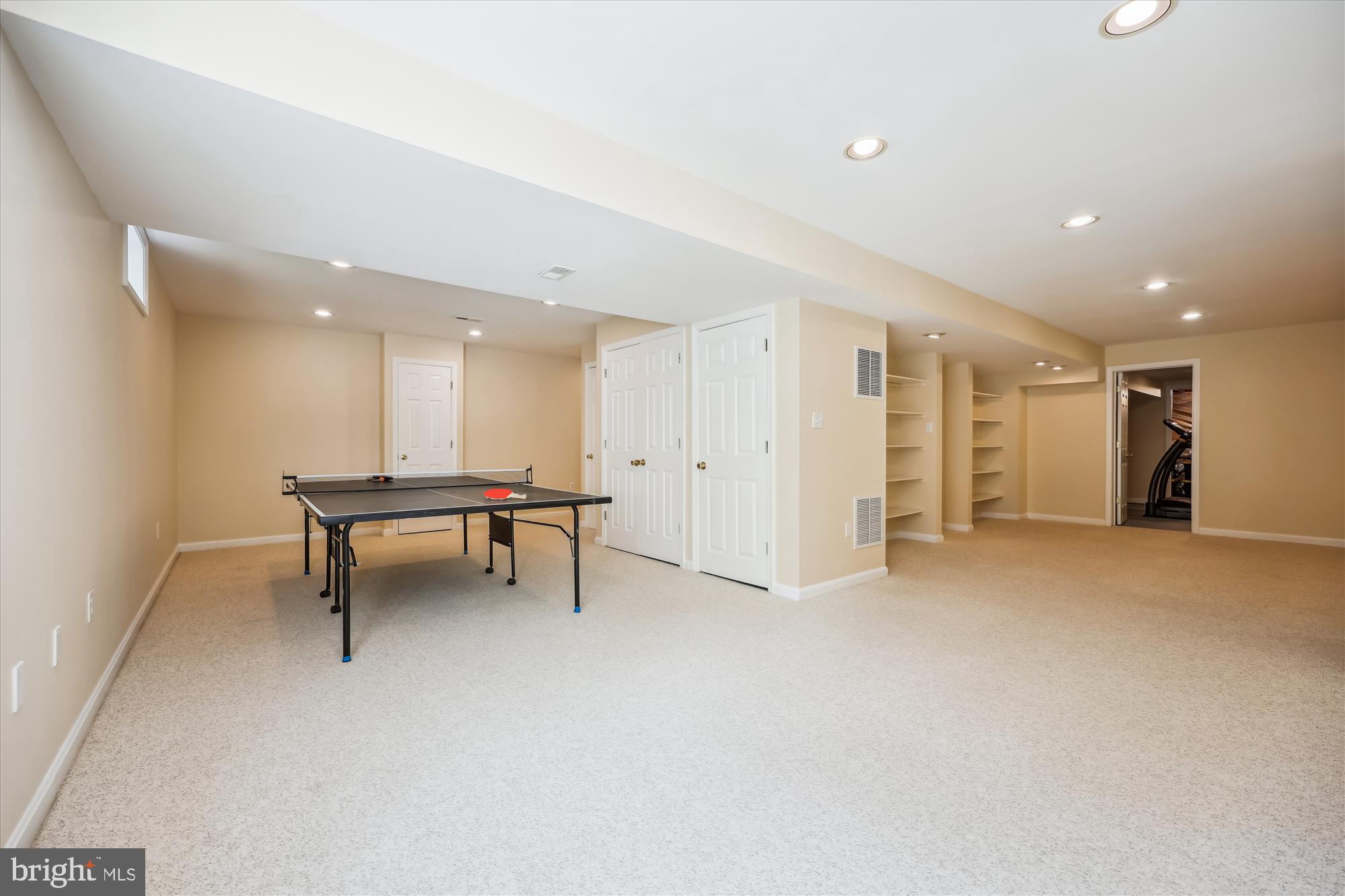 KINGS BRIDGE - Residential