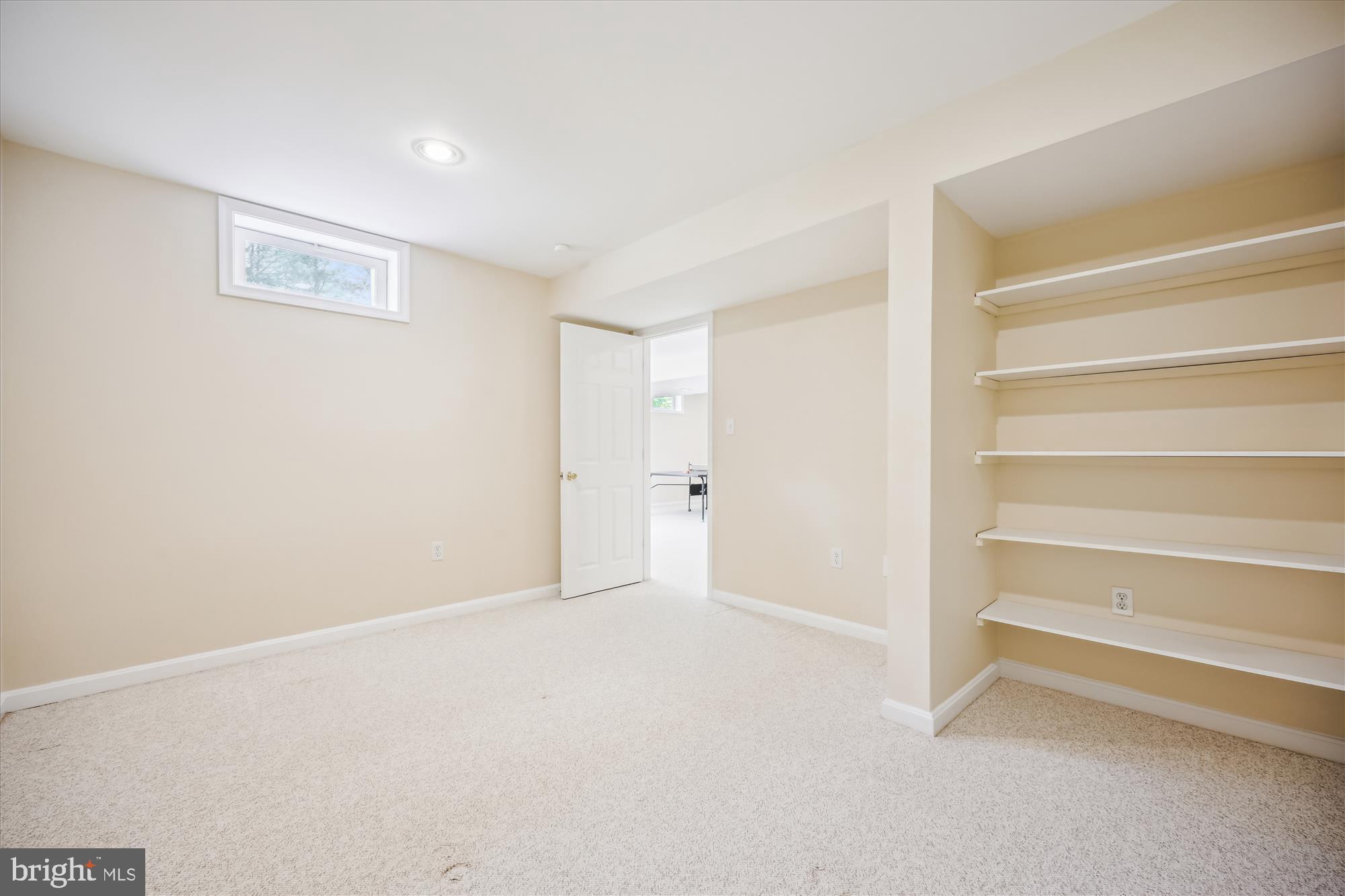 KINGS BRIDGE - Residential