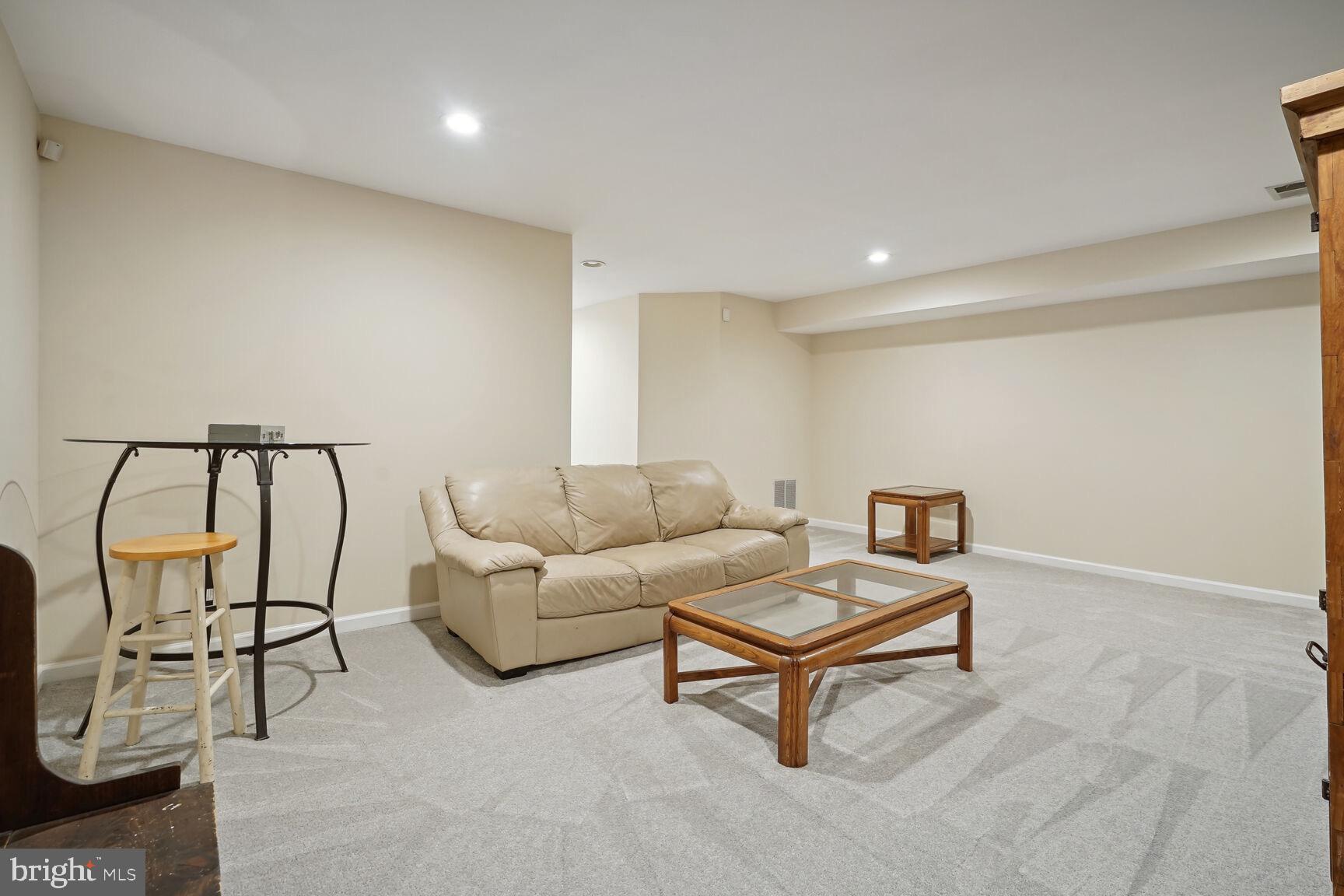 ASHLAND - Residential