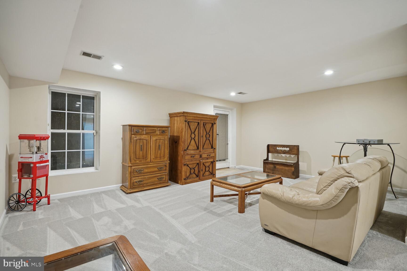 ASHLAND - Residential