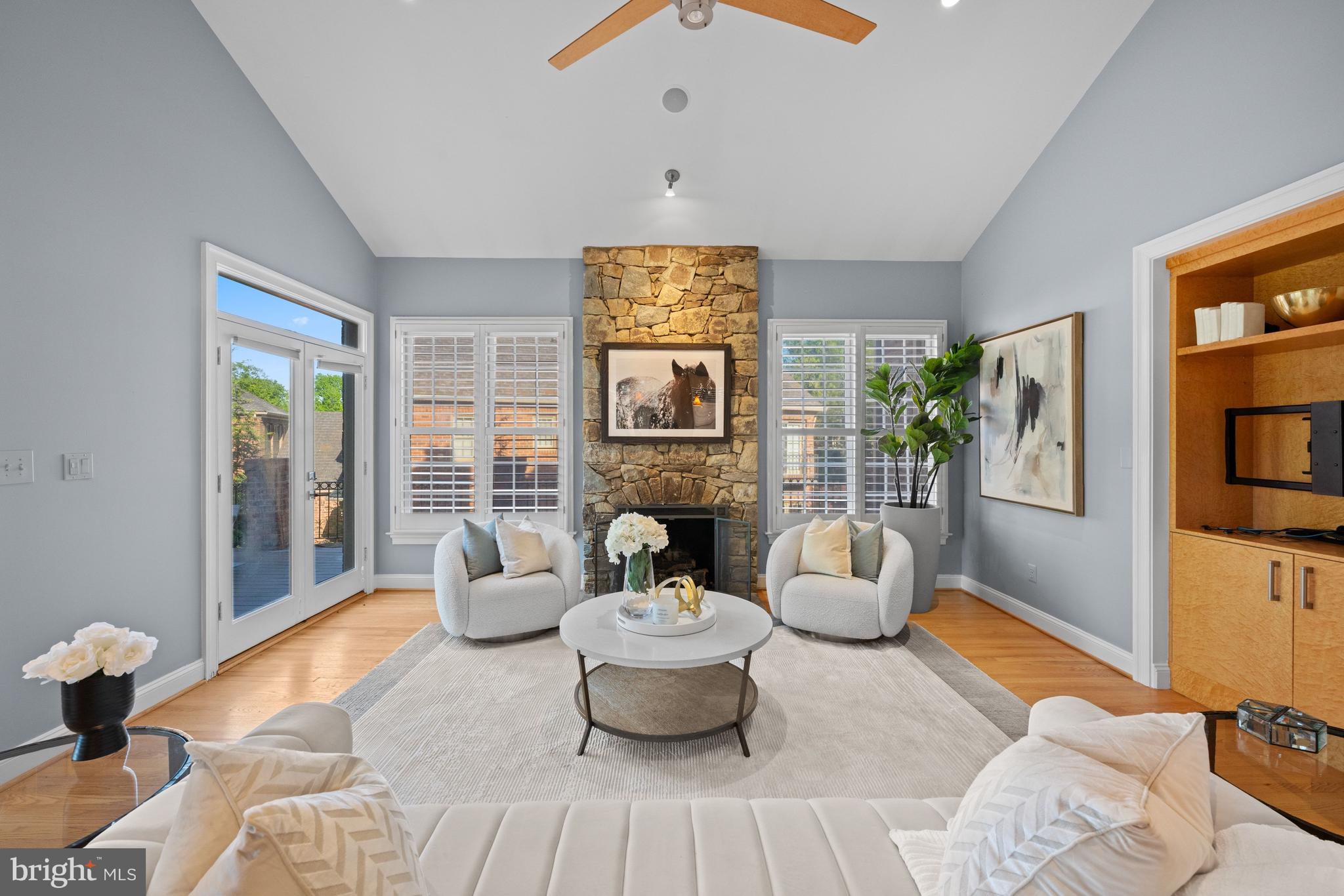 AVENEL - Residential