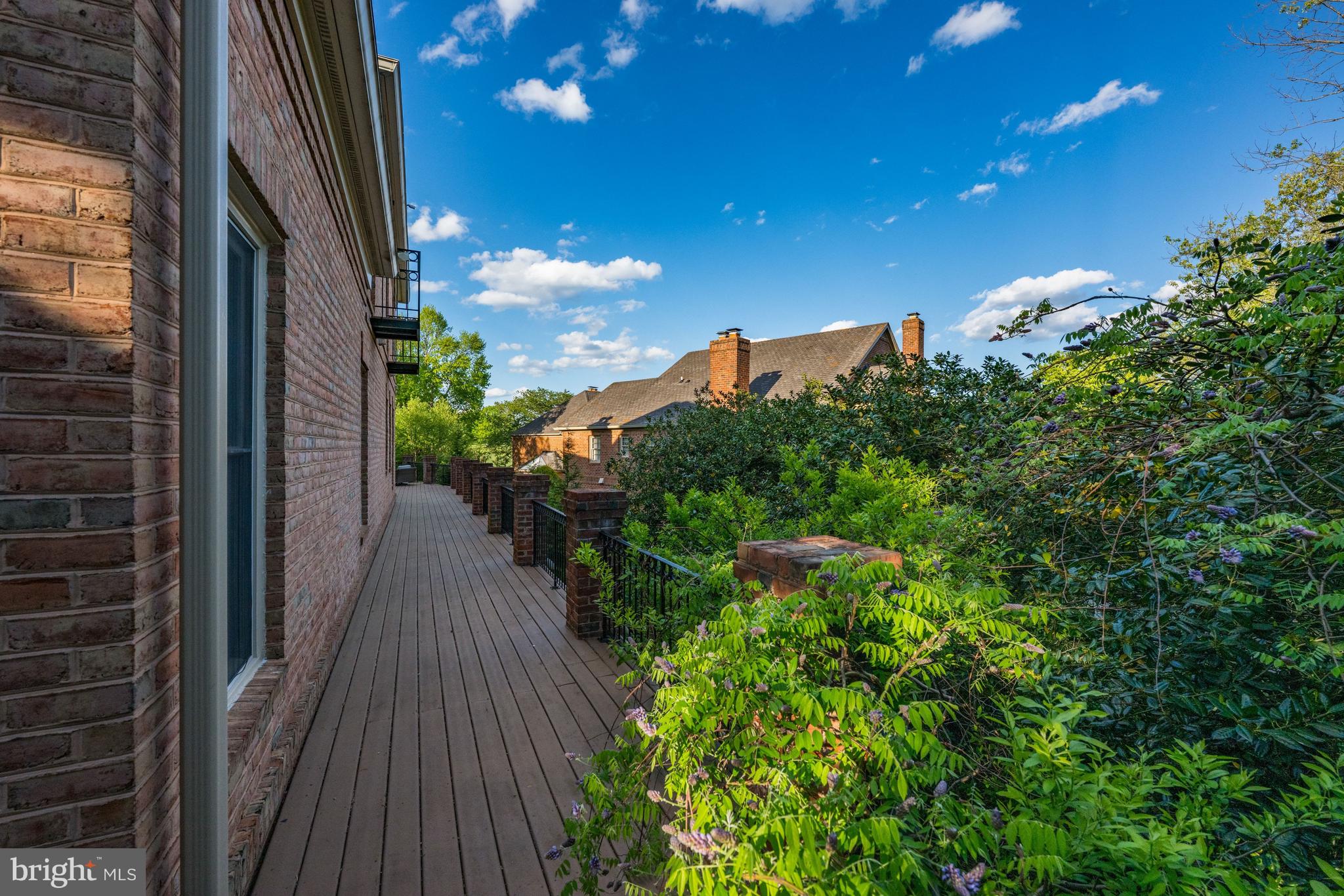 AVENEL - Residential