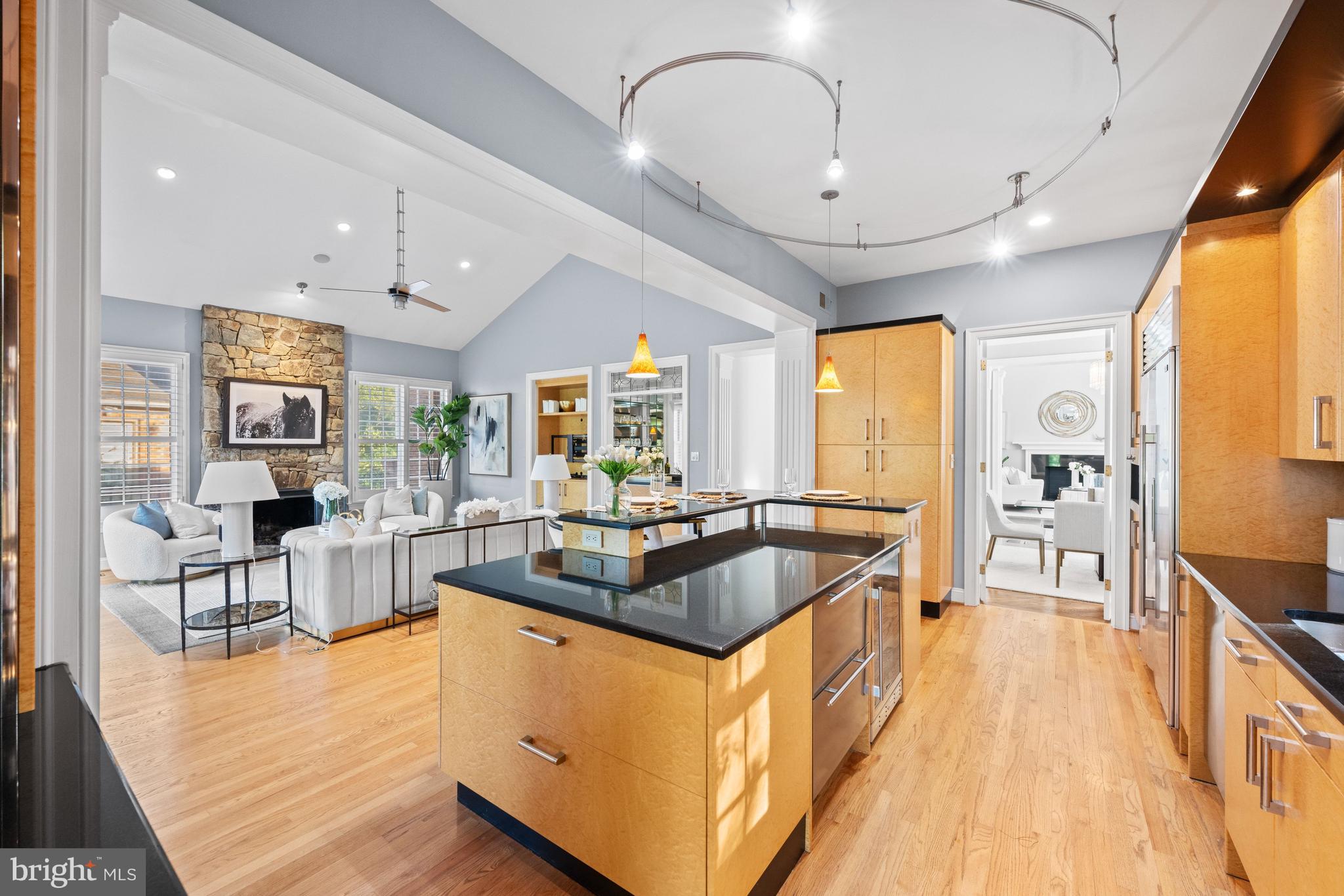 AVENEL - Residential