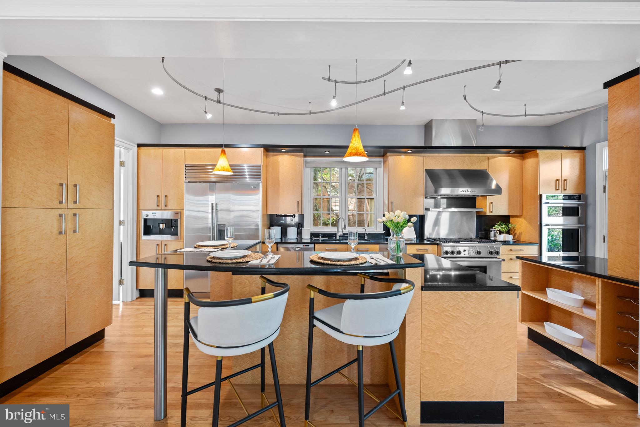 AVENEL - Residential
