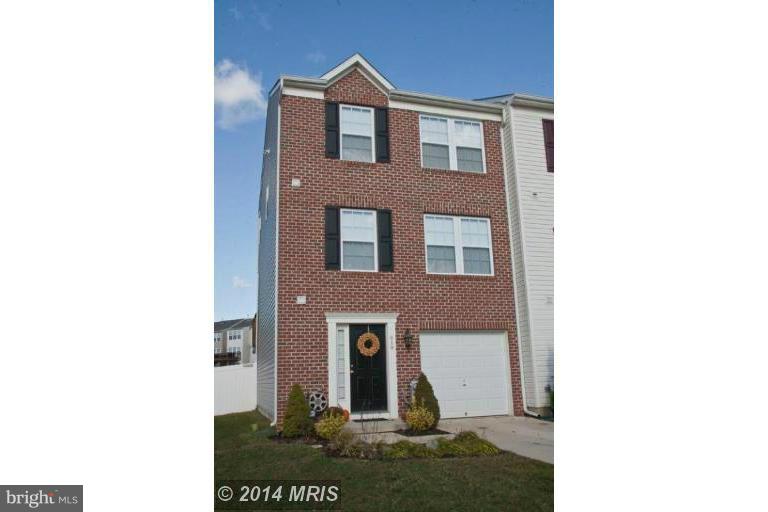 HOLLY WOODS - Residential Lease