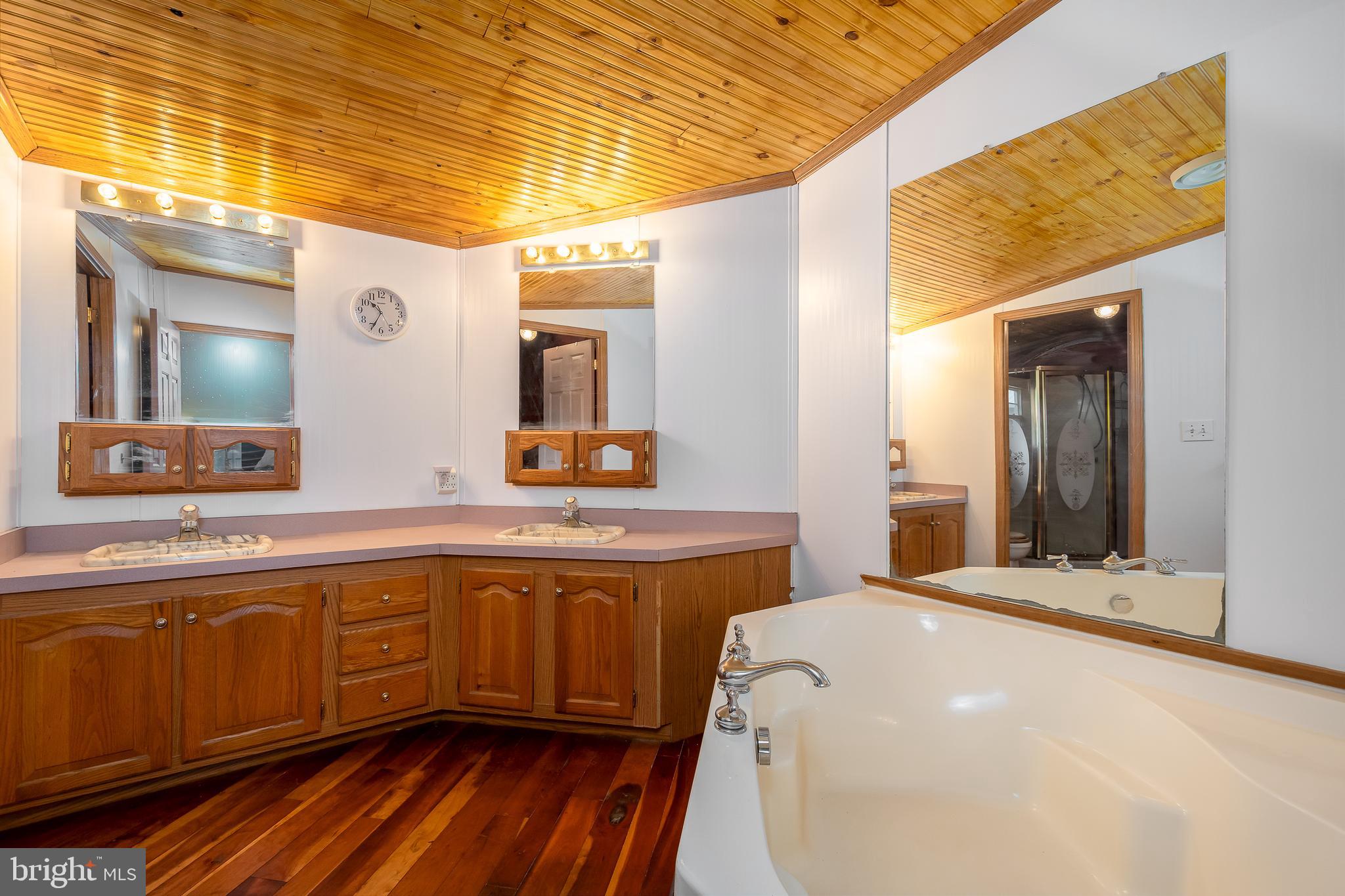 MILL RUN - Residential