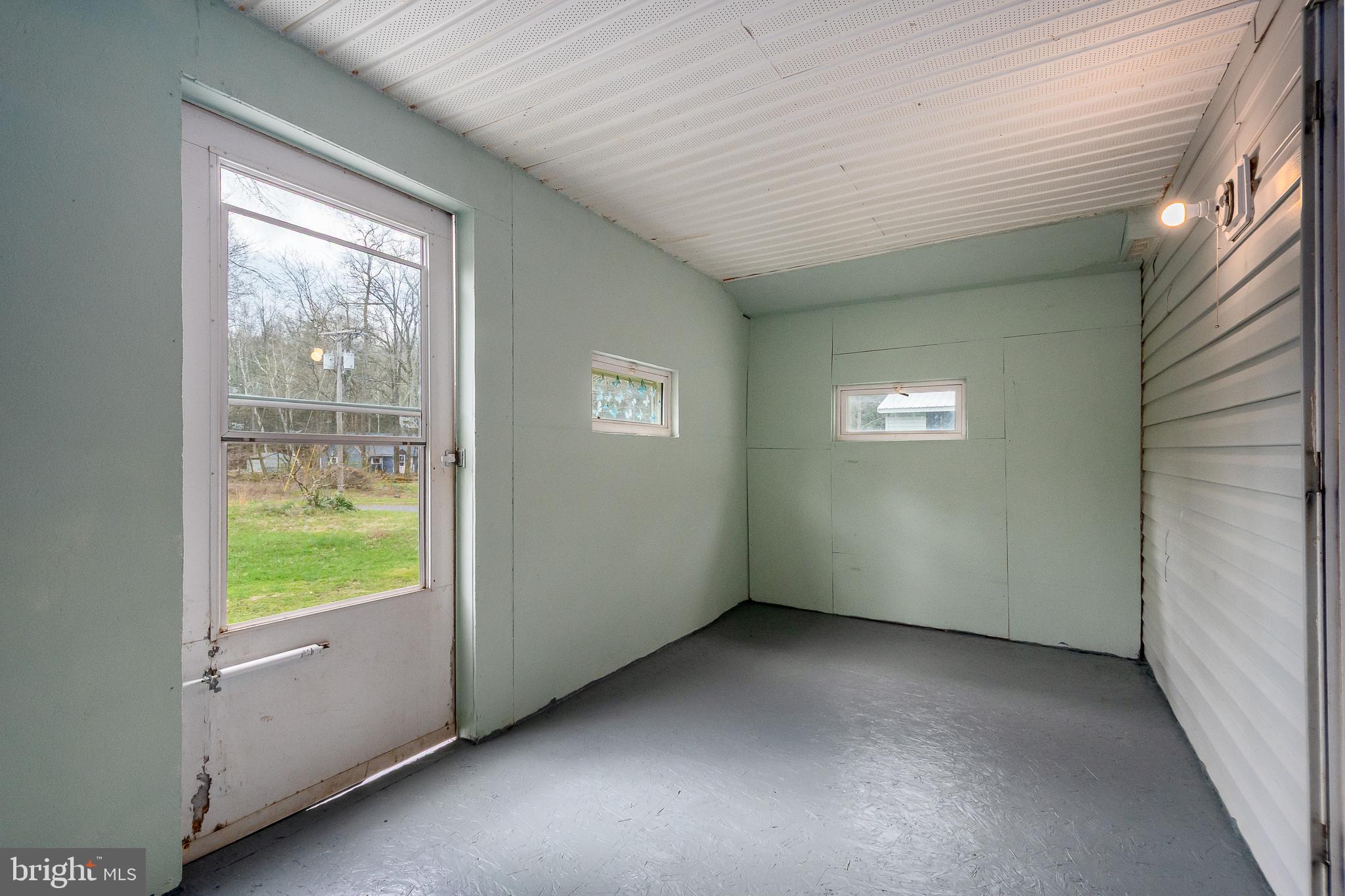 MILL RUN - Residential