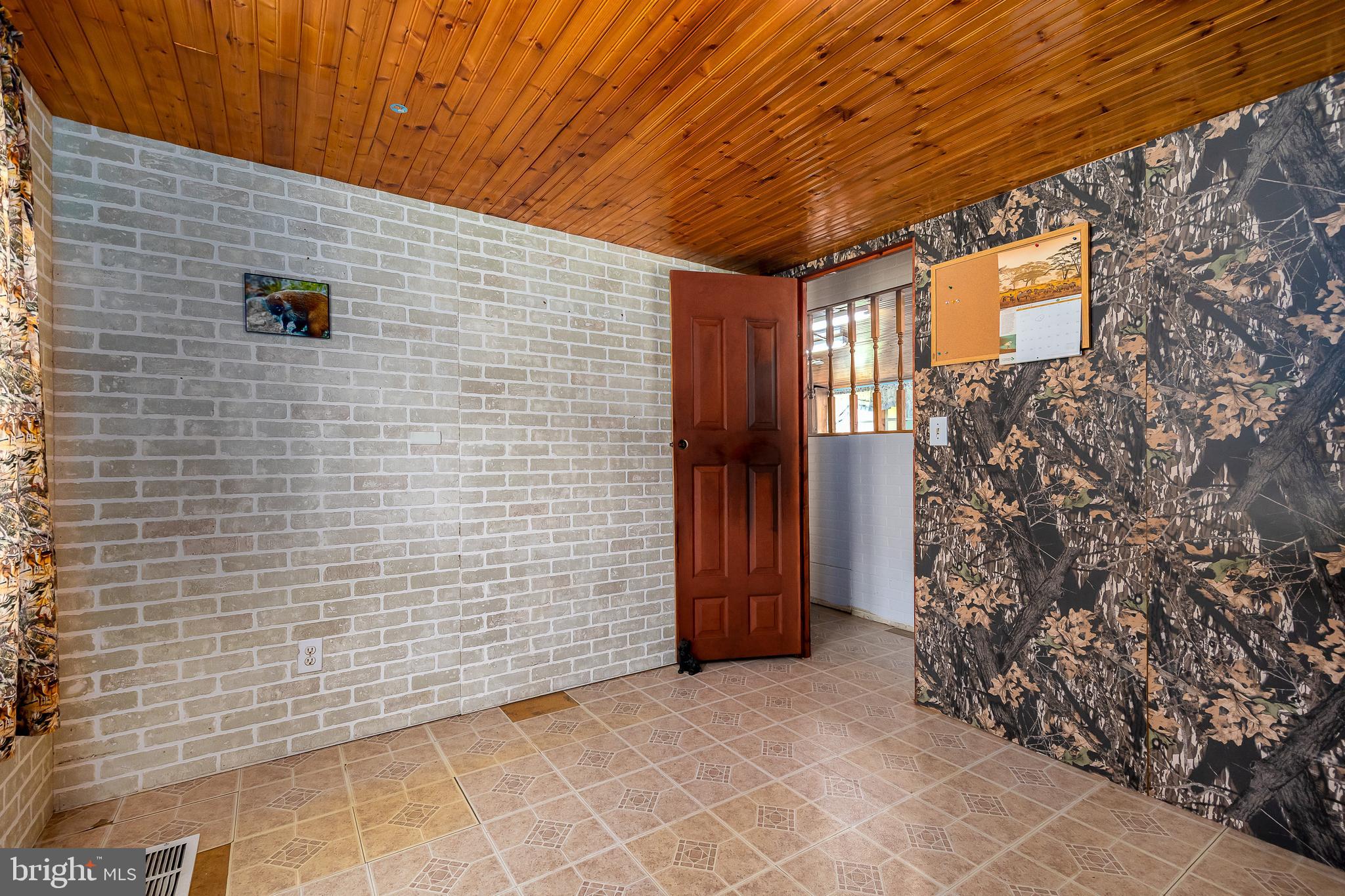 MILL RUN - Residential