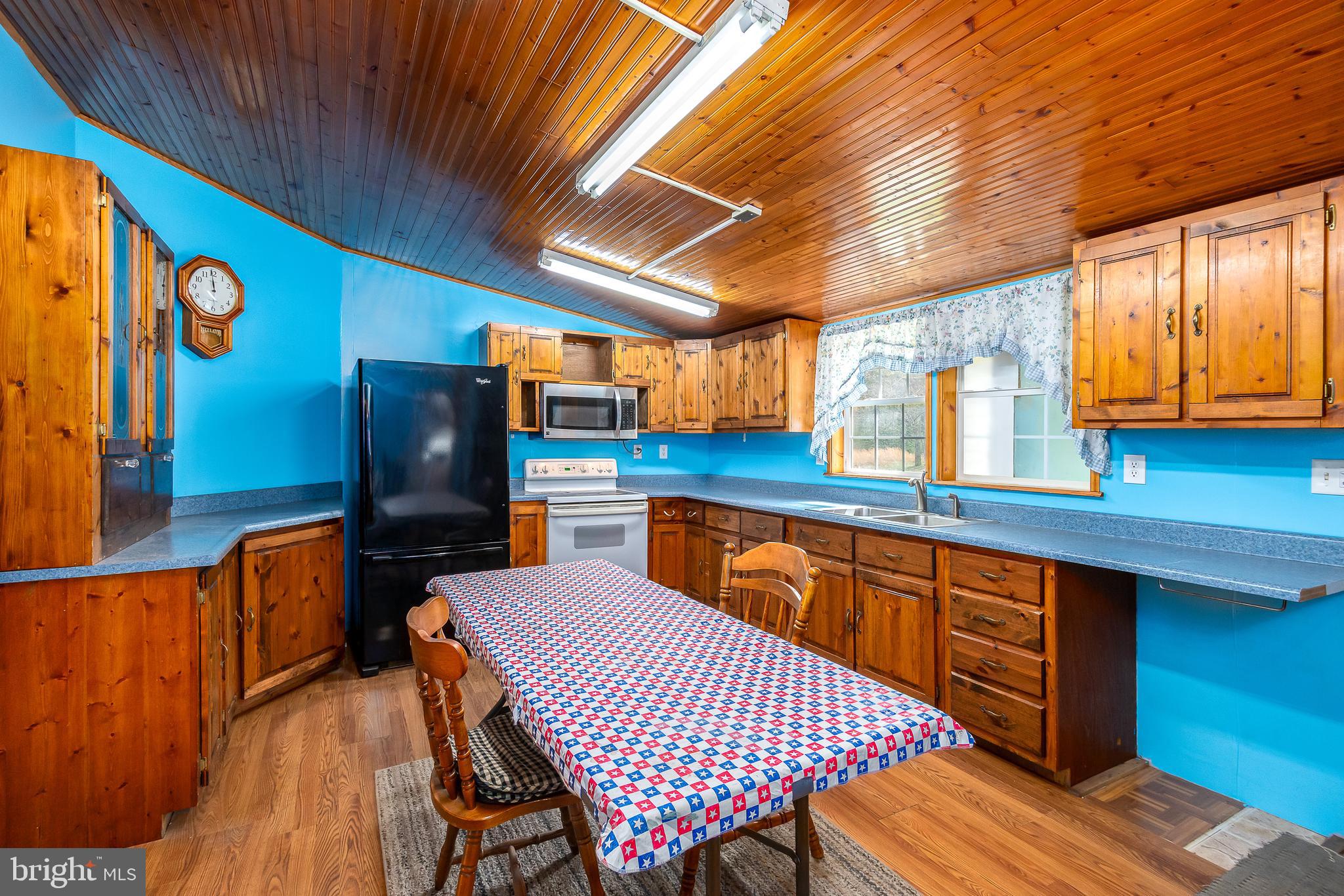 MILL RUN - Residential