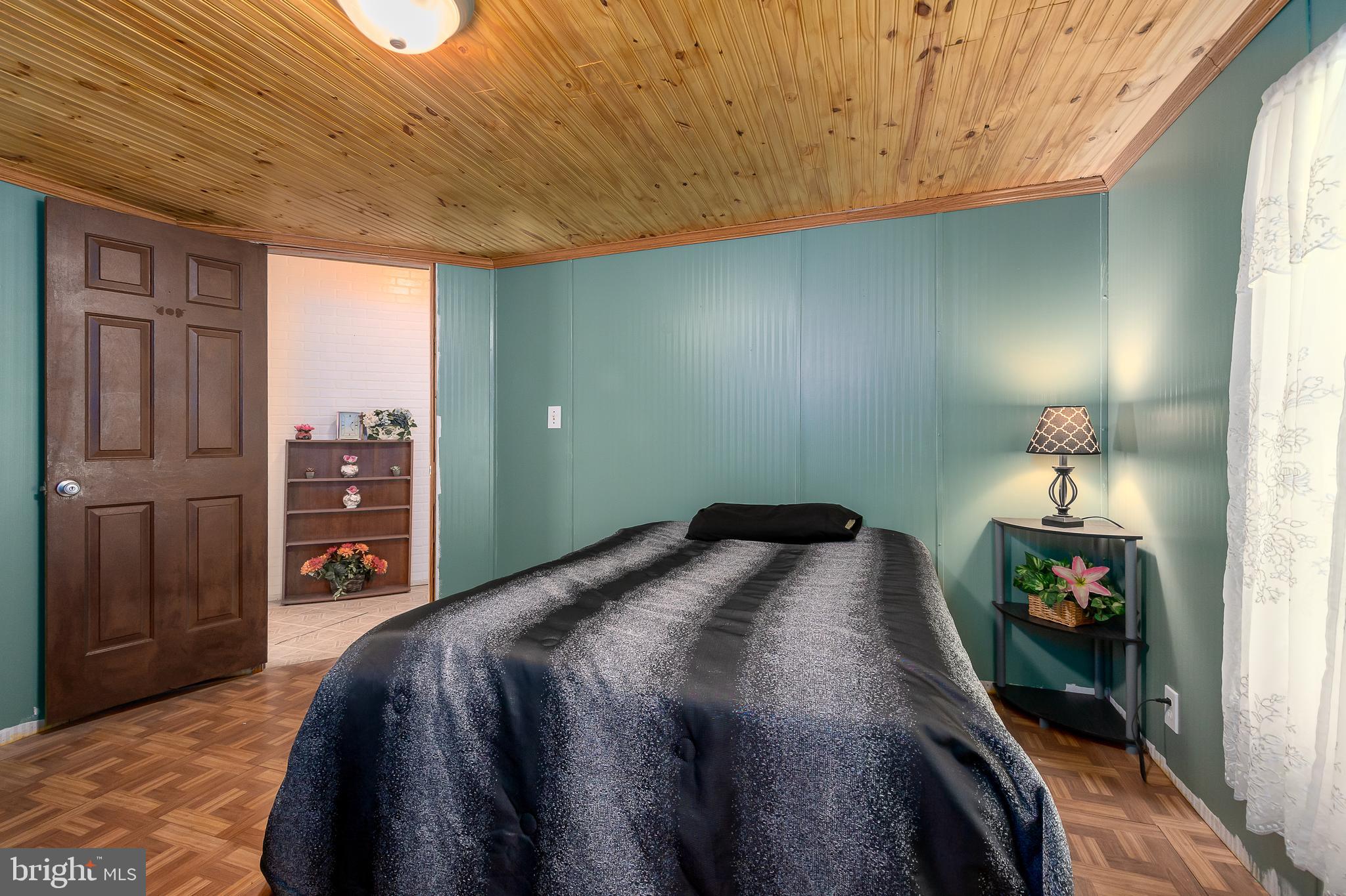 MILL RUN - Residential