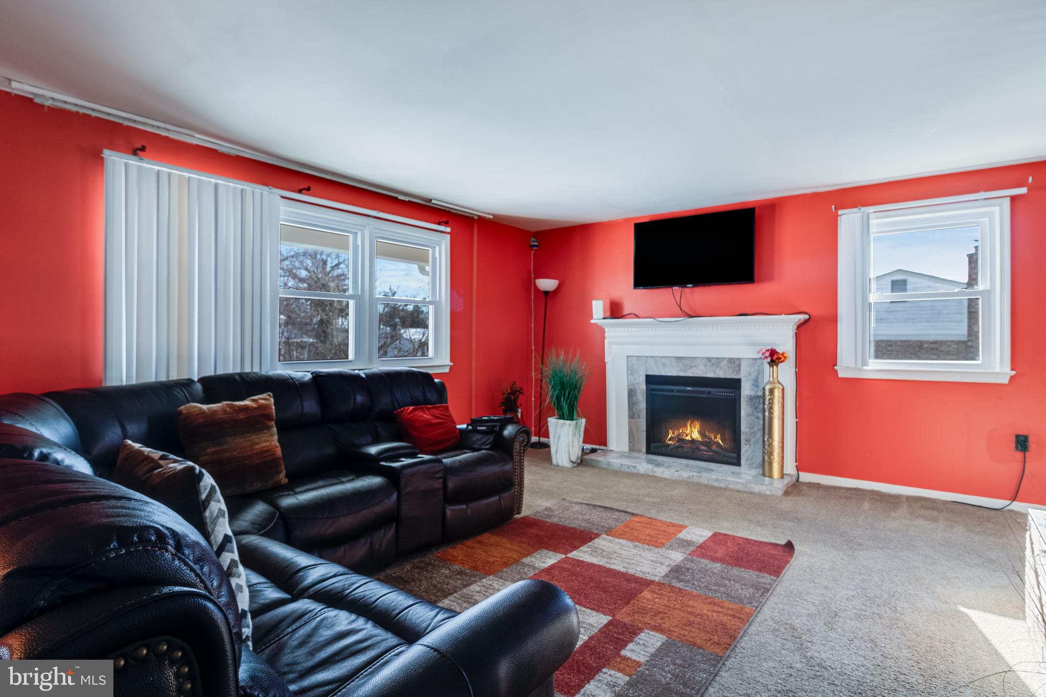 BROOKE-JANE MANOR - Residential