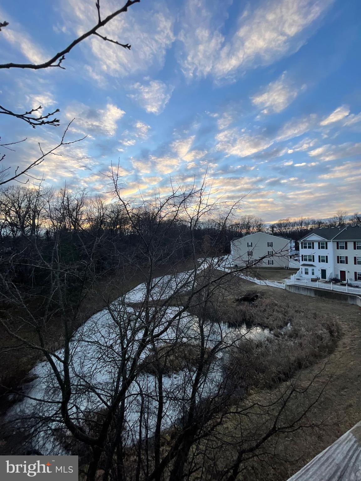 ANNAPOLIS OVERLOOK - Residential
