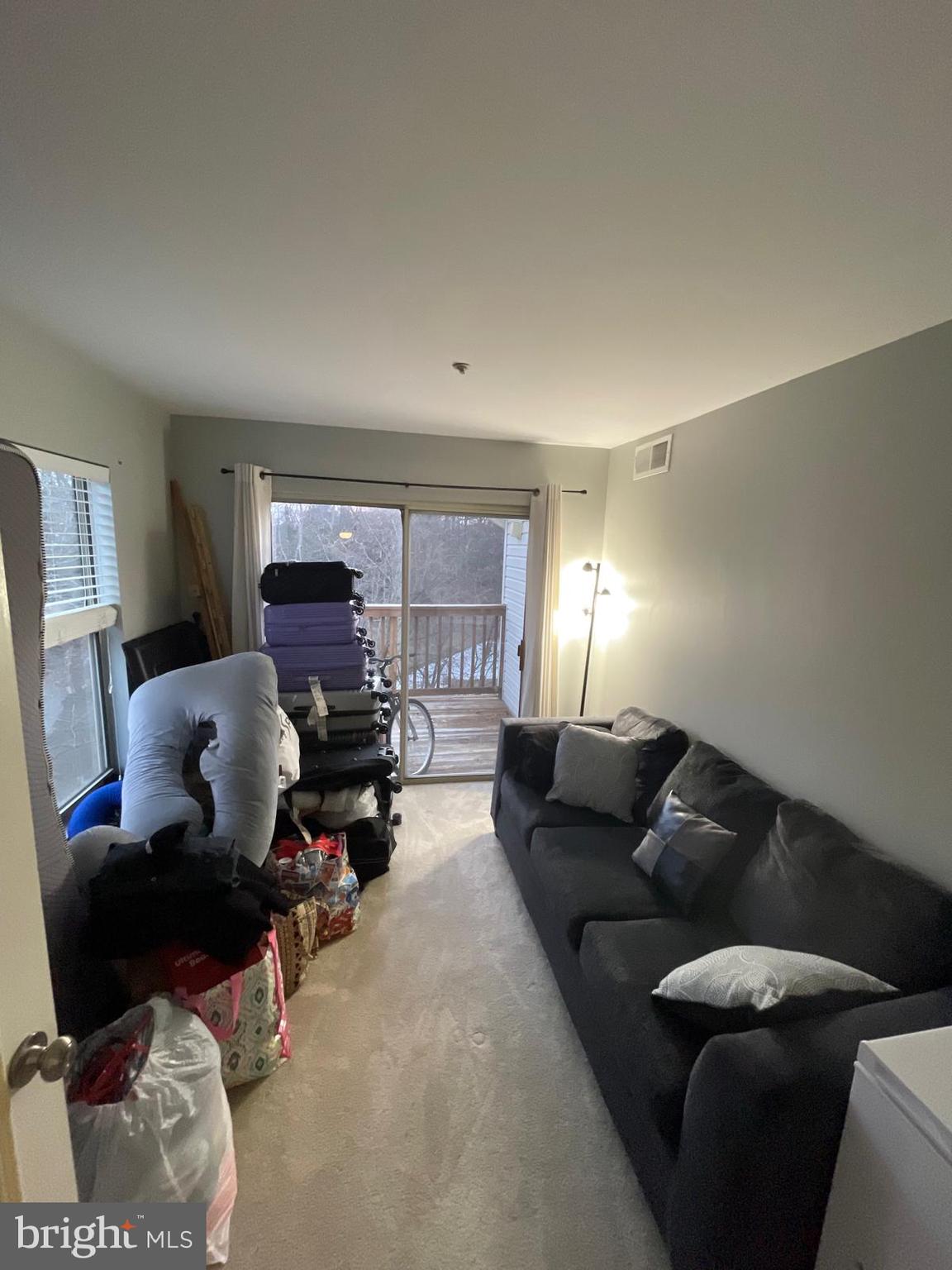 ANNAPOLIS OVERLOOK - Residential