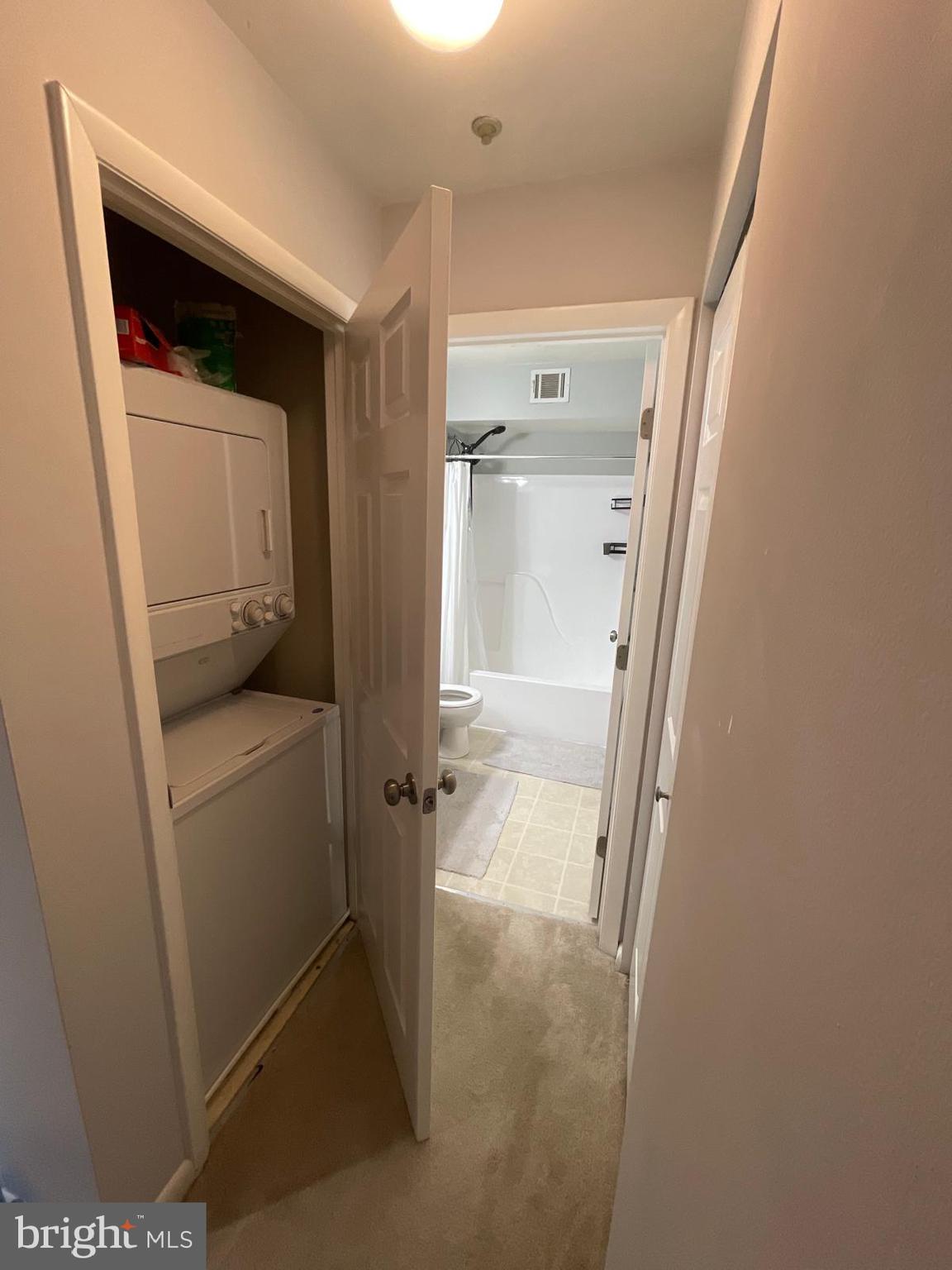 ANNAPOLIS OVERLOOK - Residential