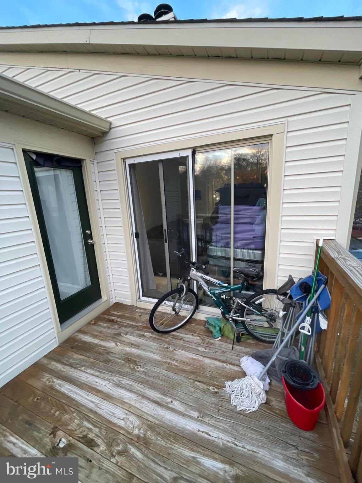 ANNAPOLIS OVERLOOK - Residential