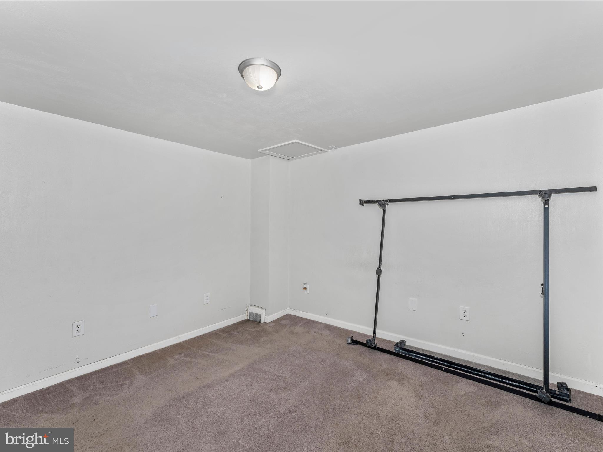 WAYNESBORO TWP - Residential