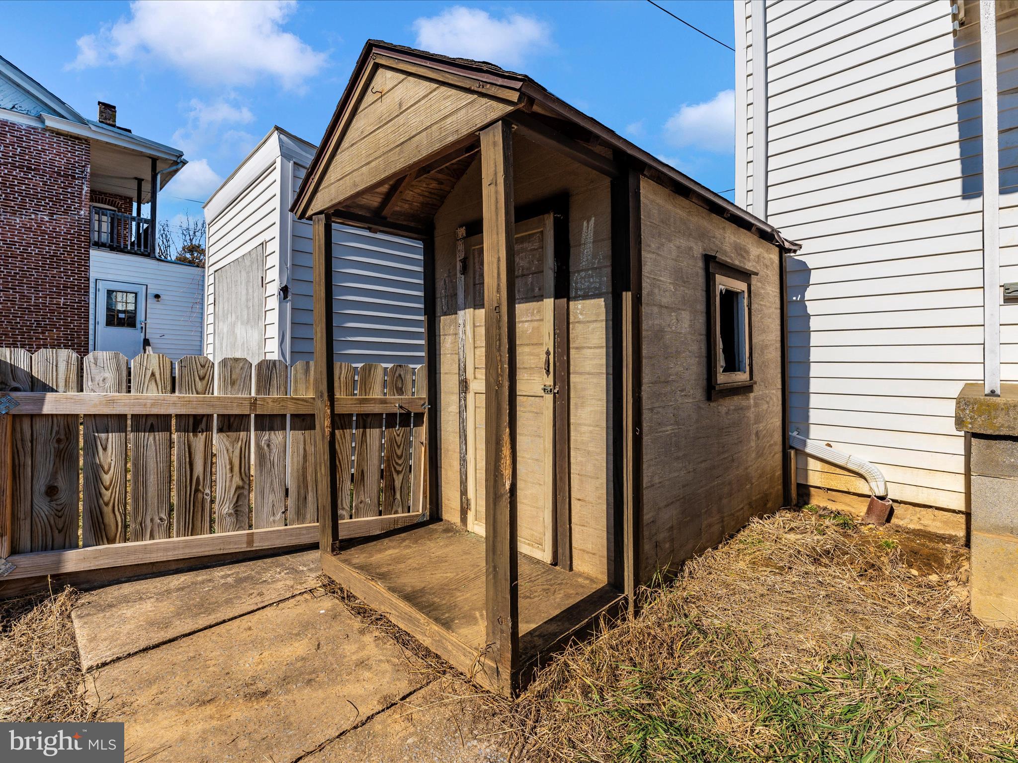 WAYNESBORO TWP - Residential