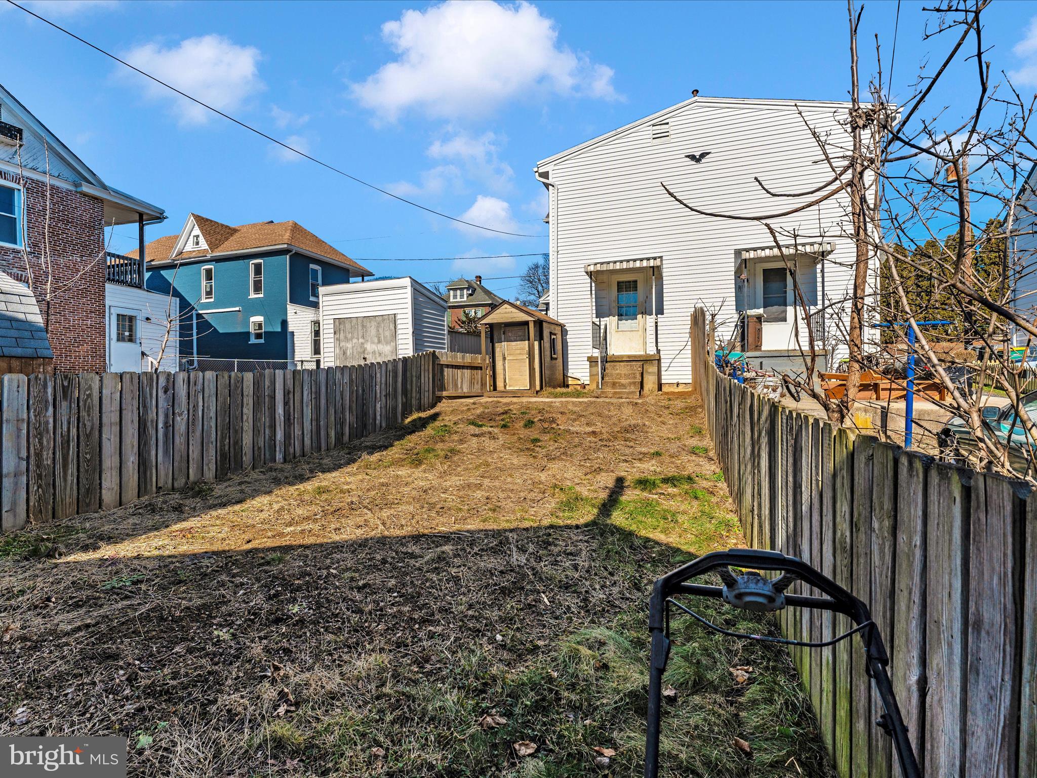 WAYNESBORO TWP - Residential